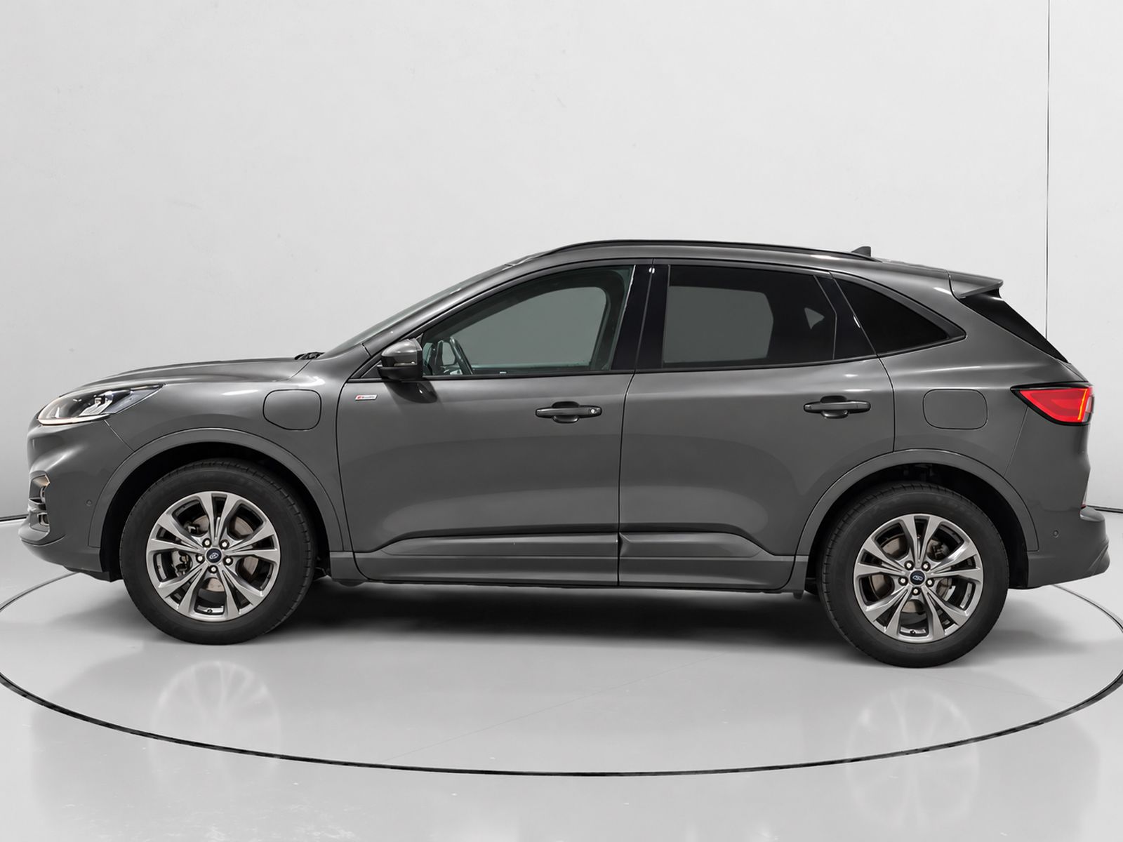 Ford Kuga 2.5 Duratec PHEV ST-Line - foto 6