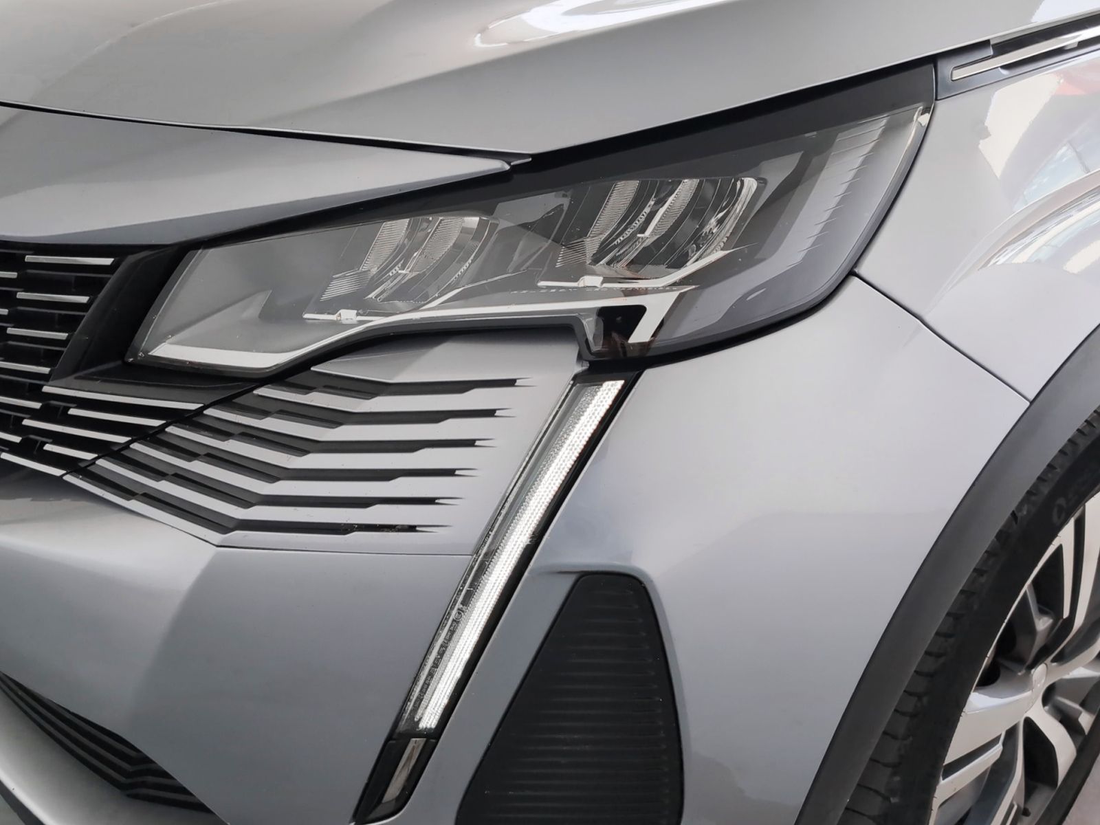 Peugeot 5008 Hybrid 1.2 Allure Pack eDCS6 - foto 26