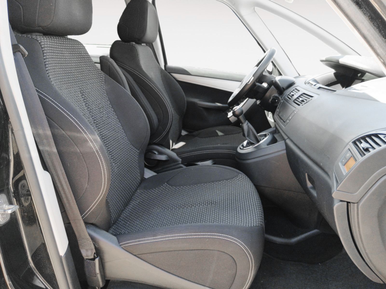 Citroën C4 Picasso 1.6 VTi Seduction - foto 13