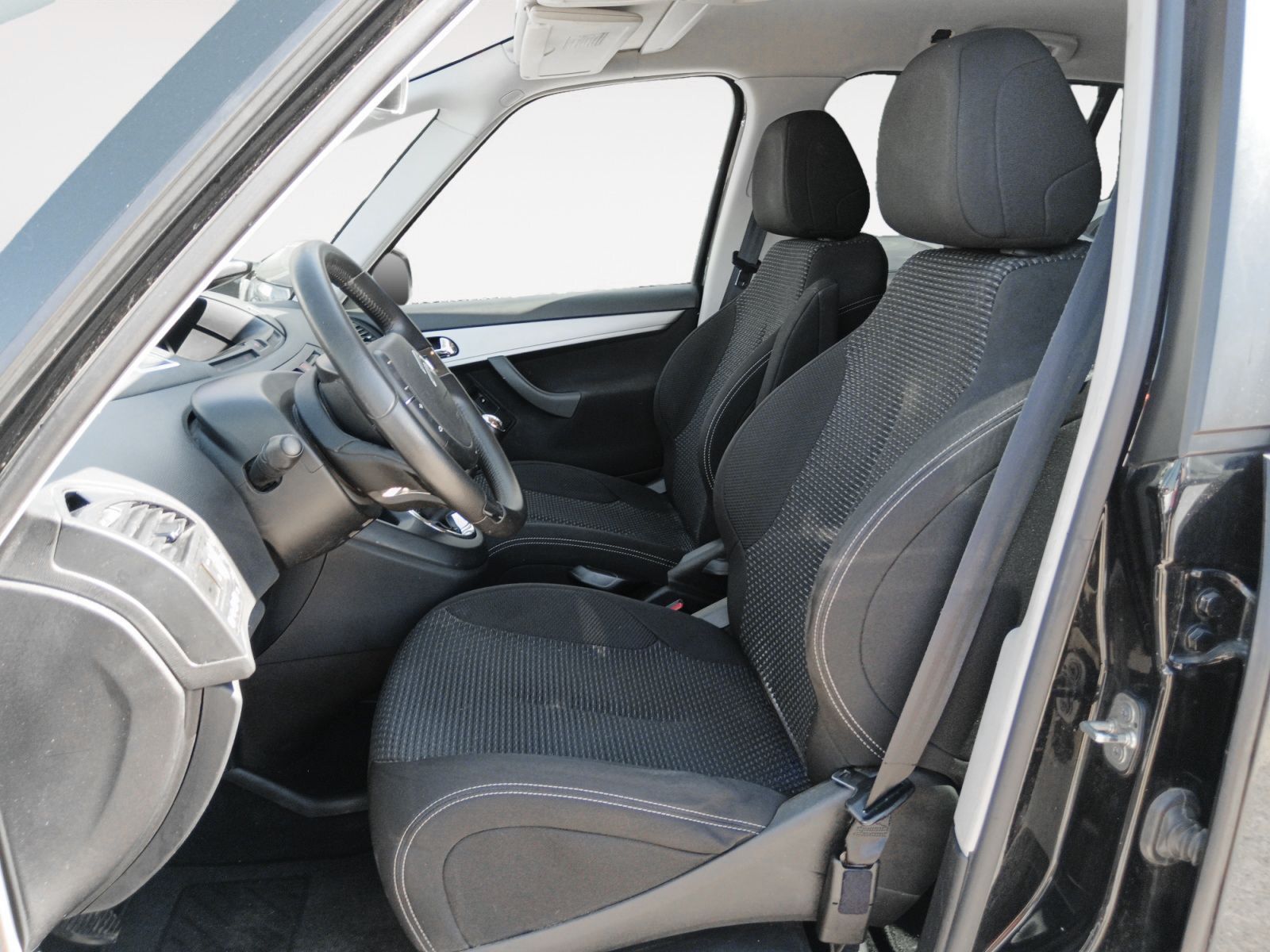 Citroën C4 Picasso 1.6 VTi Seduction - foto 11