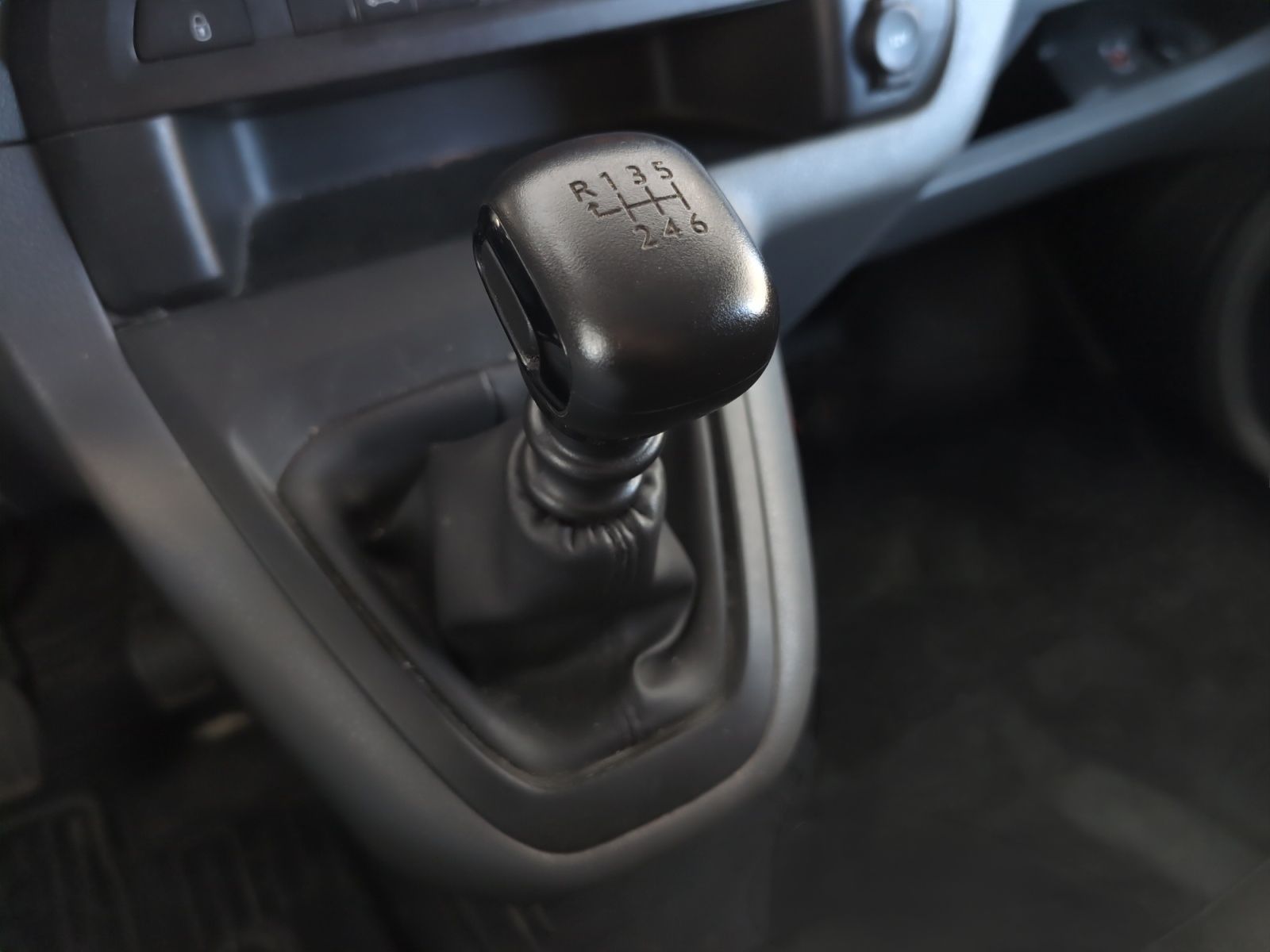 Toyota Proace Furgon 1.5D GX L1 - foto 15