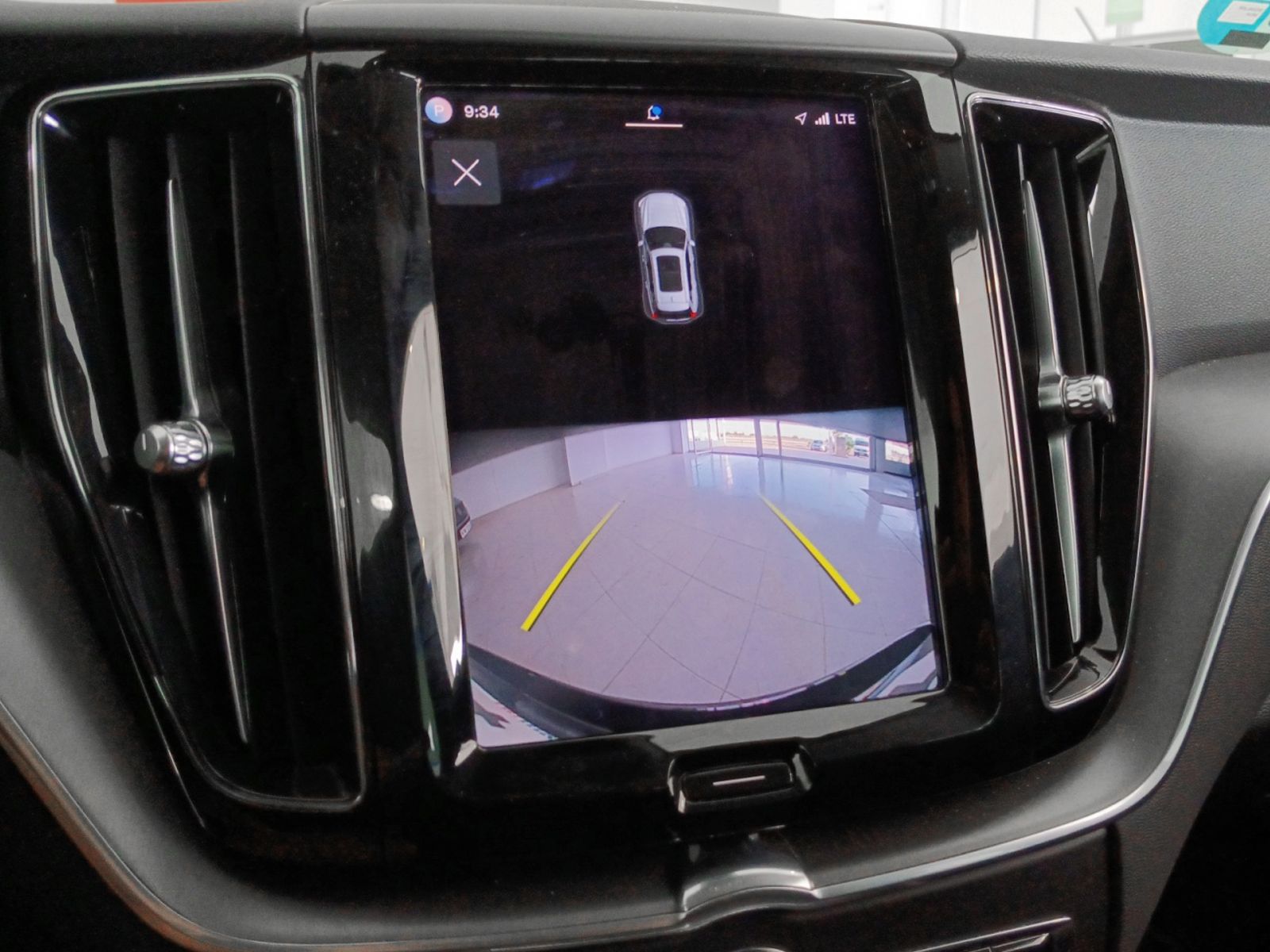 Volvo XC60 B4 D Core - foto 22