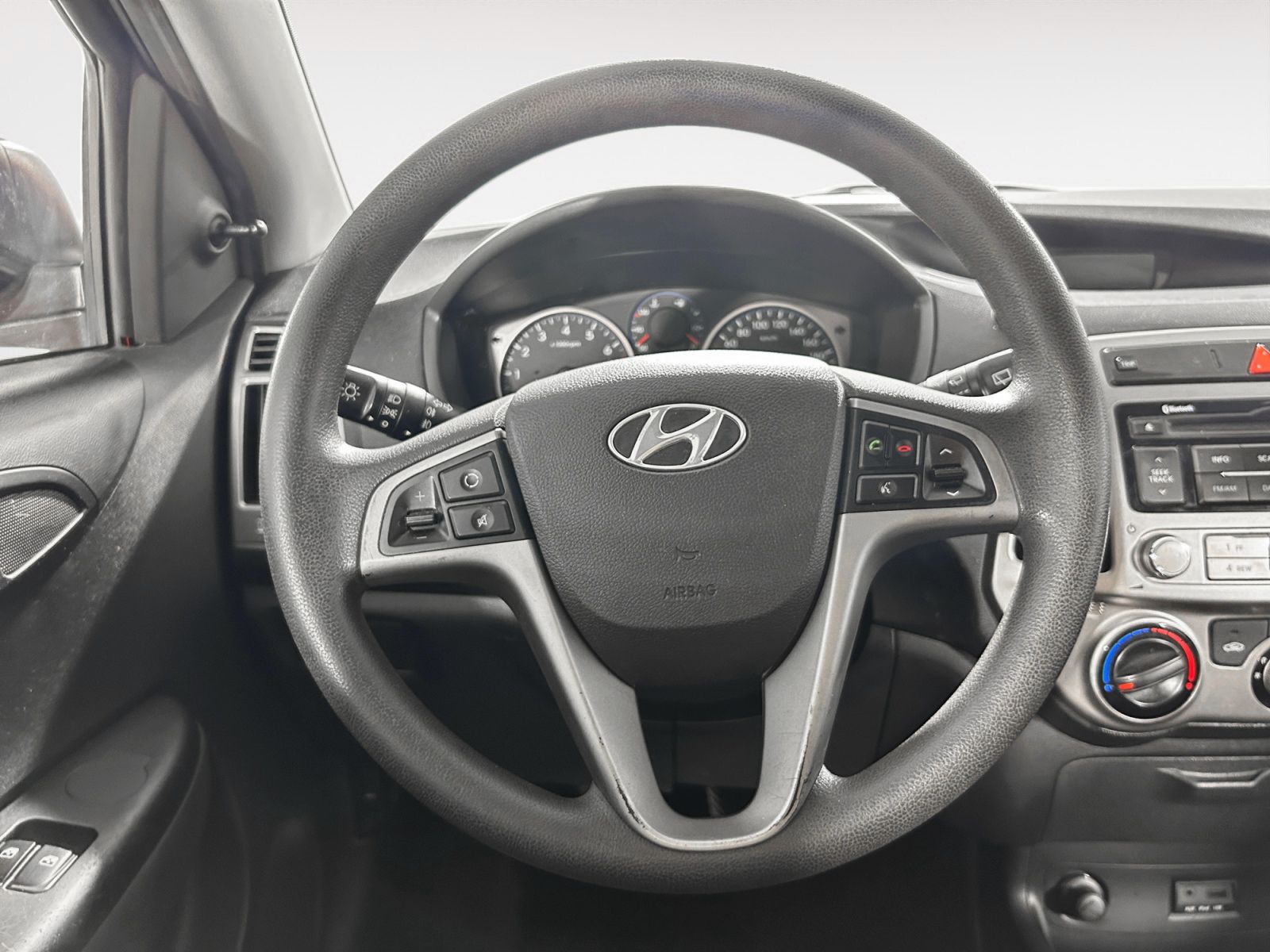 Hyundai i20 1.2 City S - foto 10