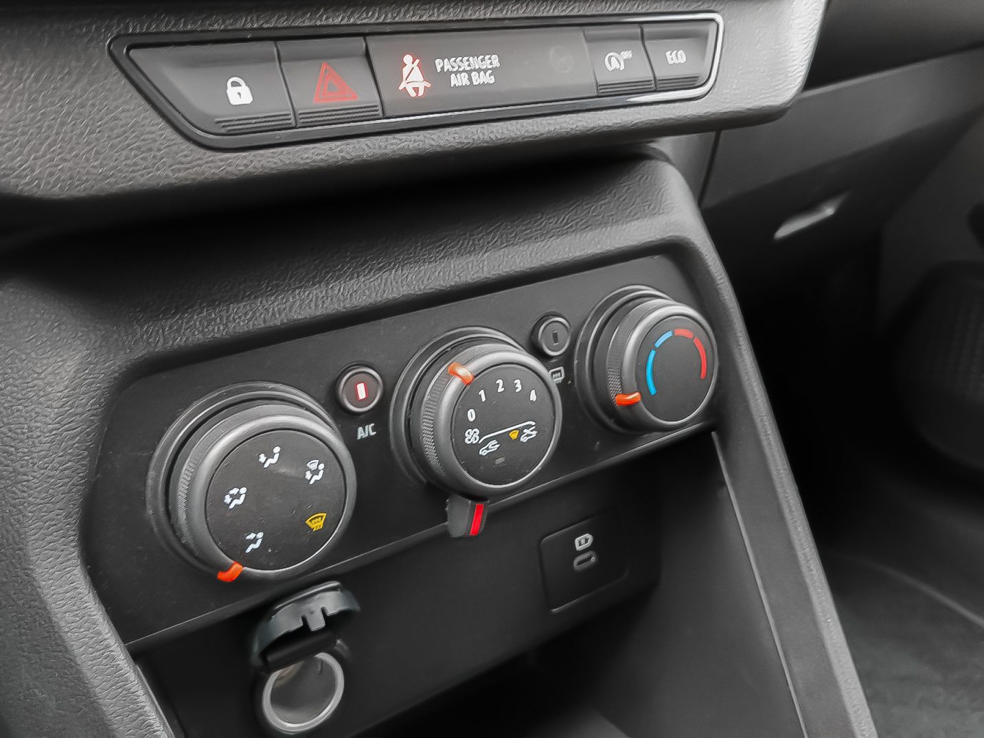 Dacia Jogger Expression TCe 7 plazas - foto 22
