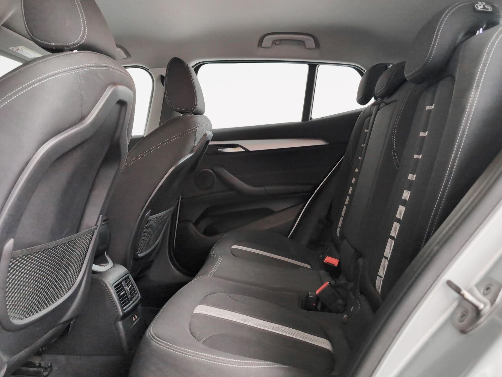 BMW X2 xDrive20d - foto 12