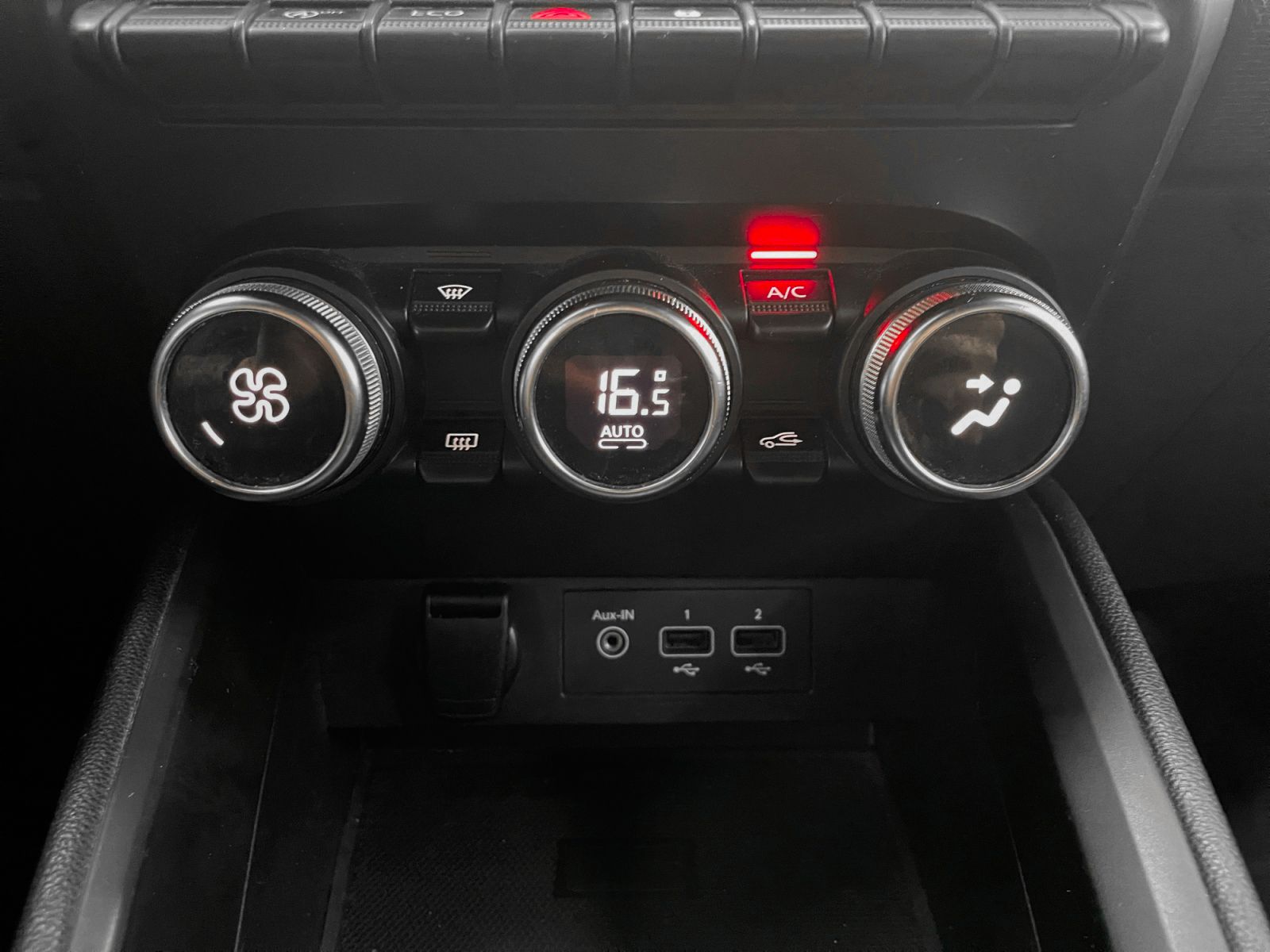 Renault Clio Zen TCe GPF - foto 22
