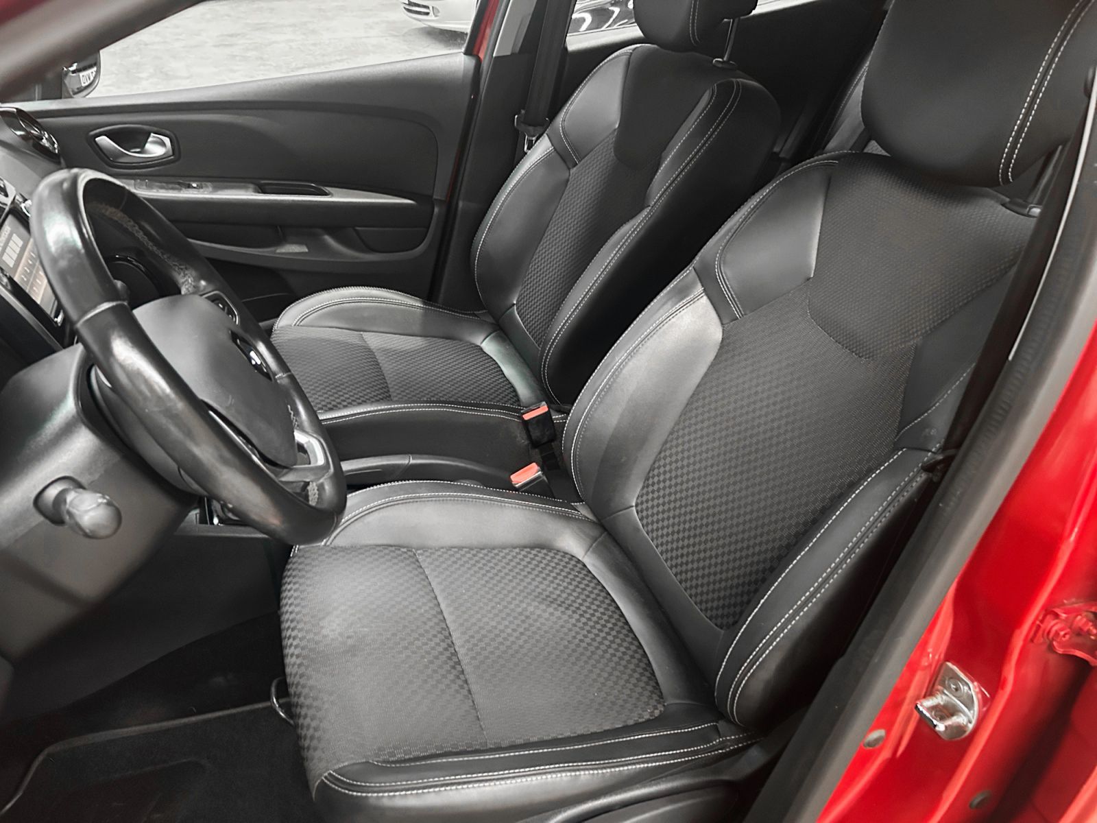 Renault Clio Zen Energy dCi - foto 18