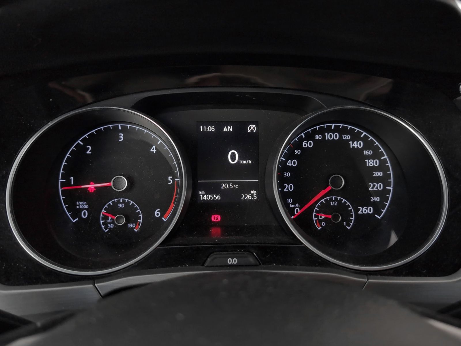 Volkswagen Touran Advance 1.6 TDI SCR BMT - foto 16