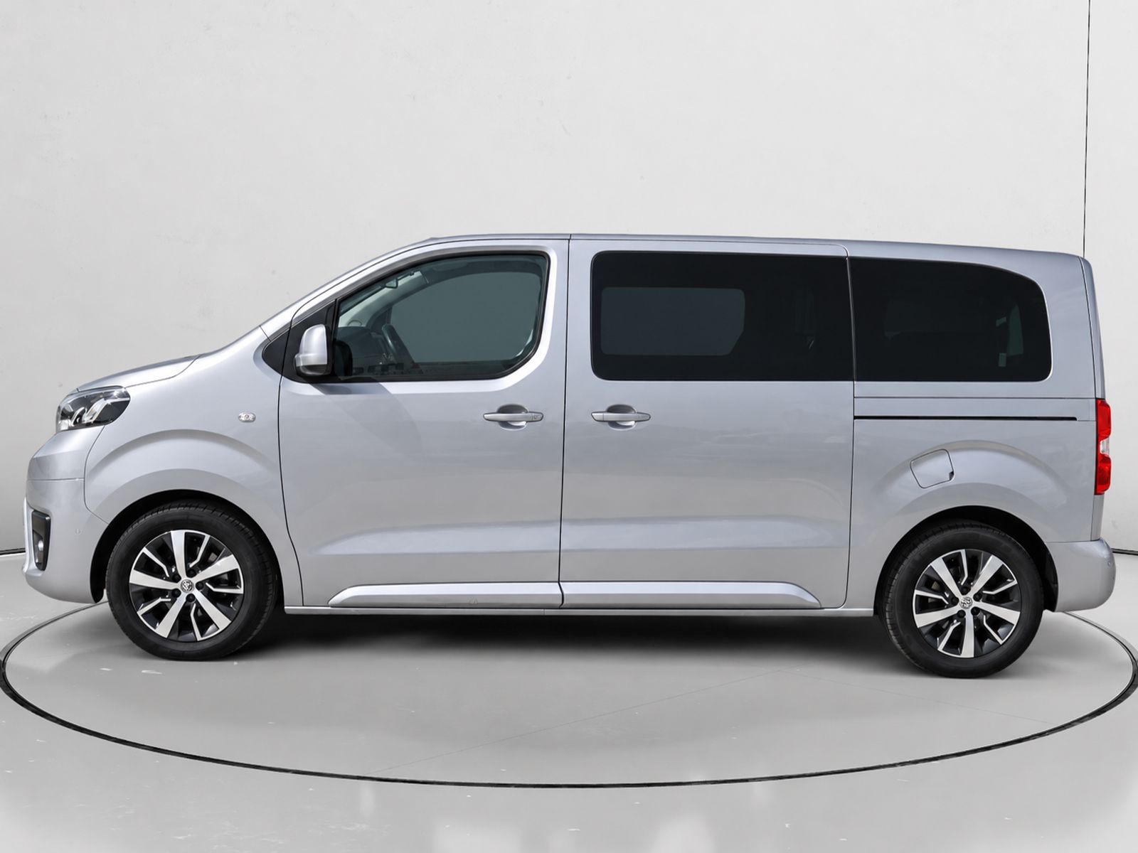 Toyota Proace Verso Combi 2.0D Family Advance L1 - foto 6