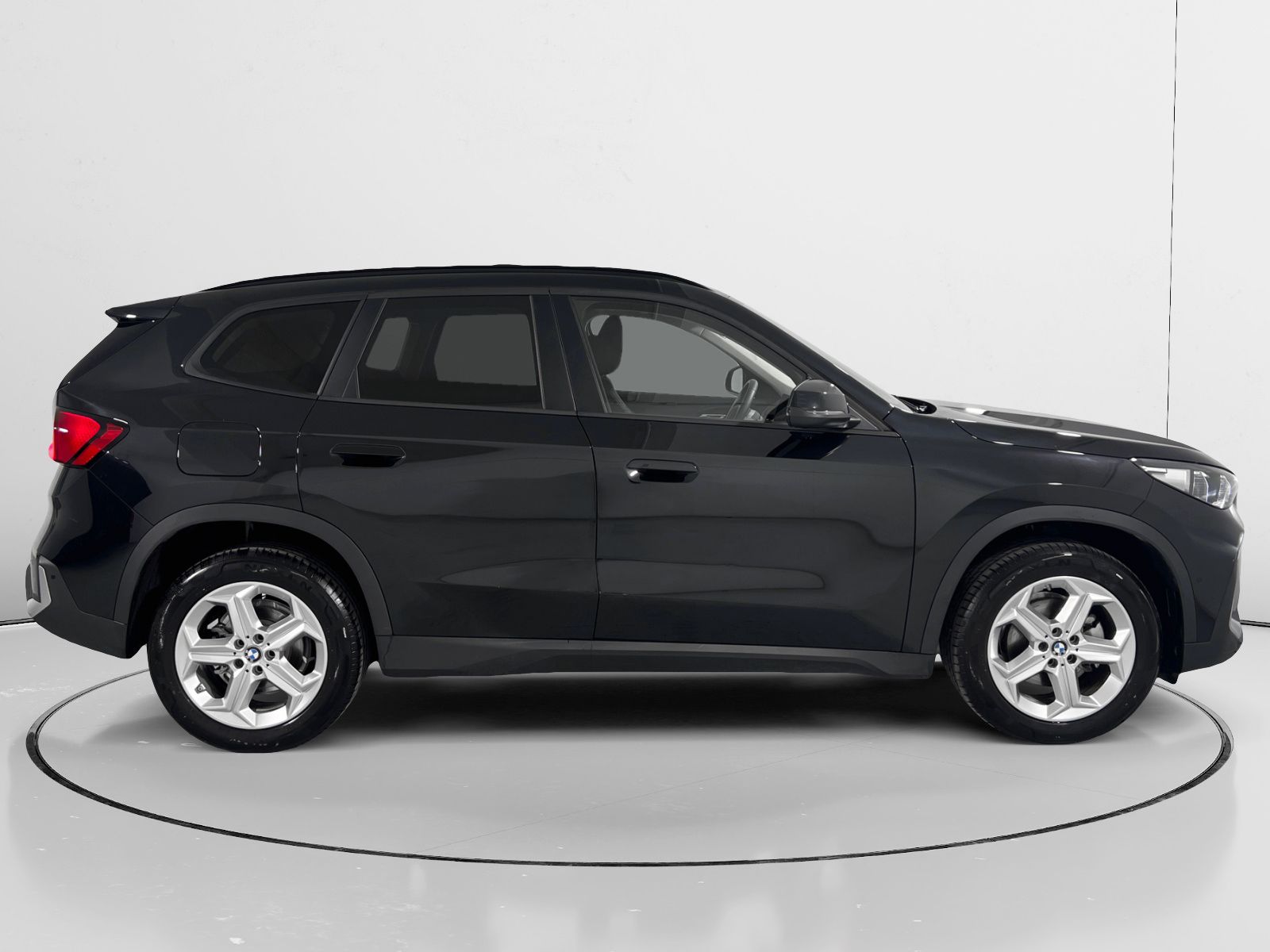 BMW X1 sDrive18i - foto 2