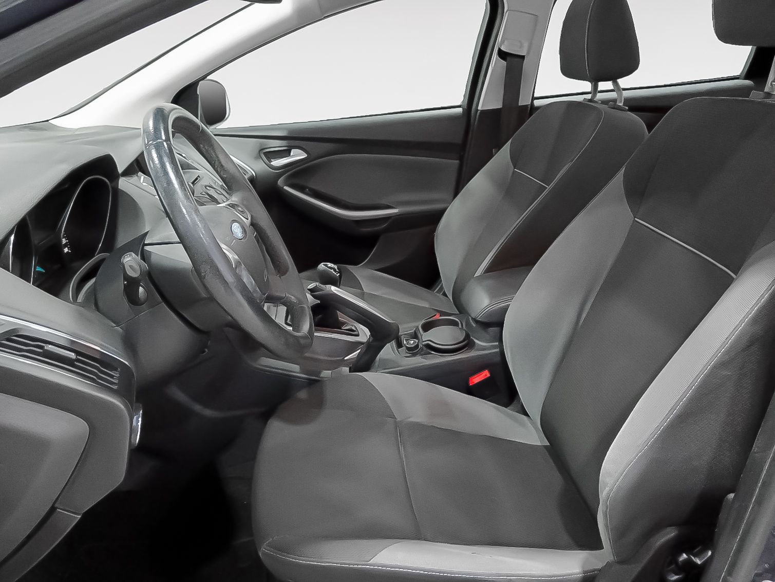 Ford Focus 1.0 EcoBoost Trend - foto 11