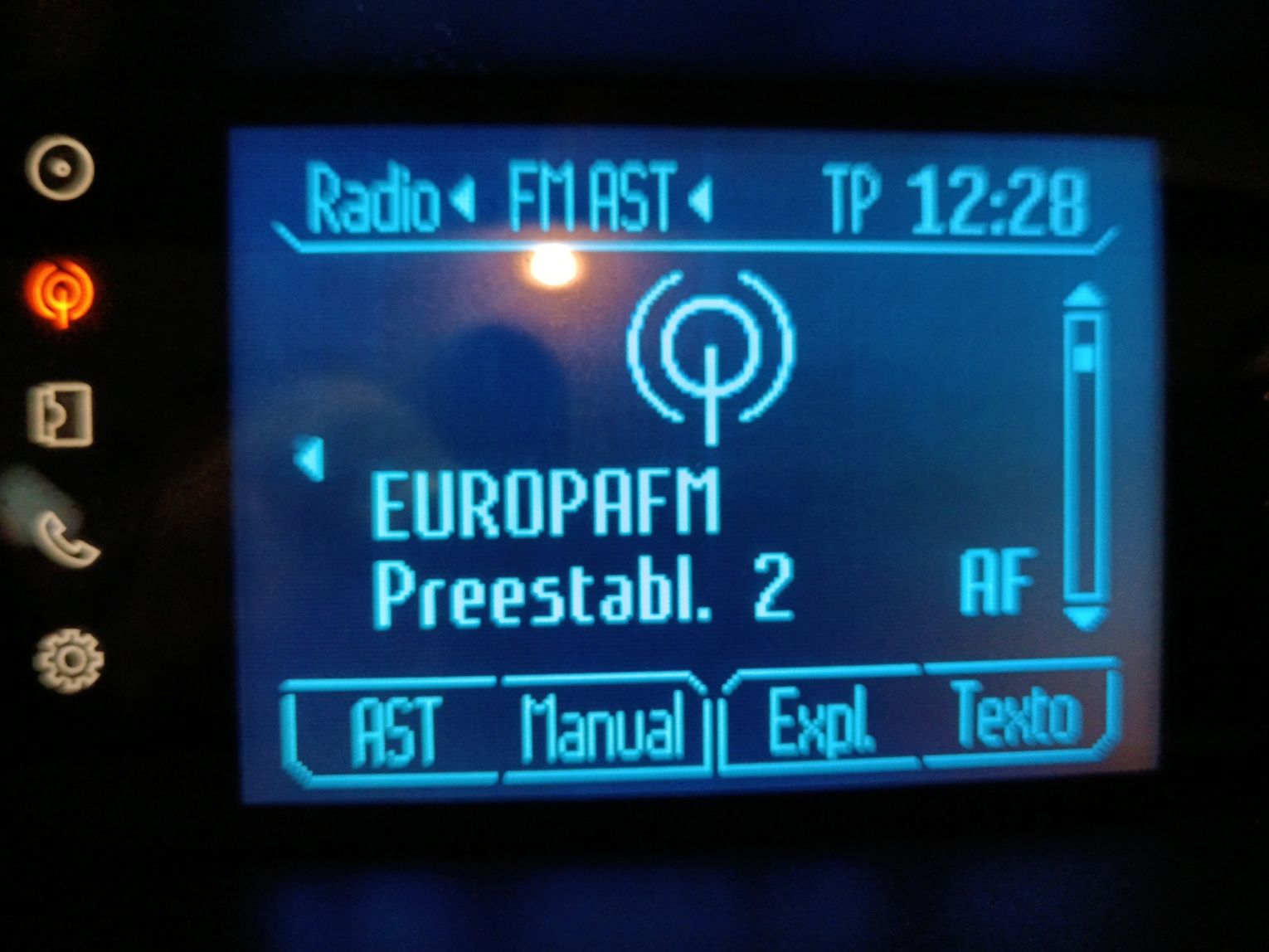 Ford Focus 1.0 EcoBoost Trend - foto 18