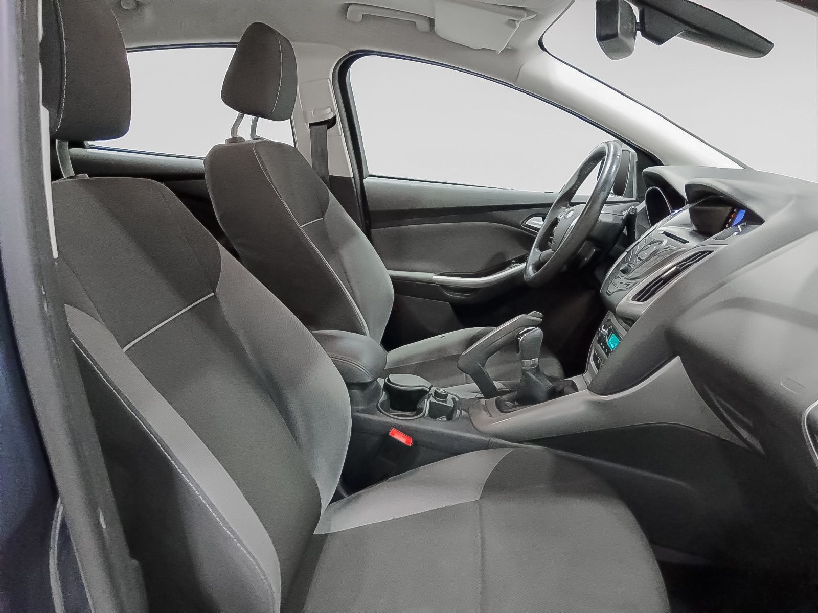 Ford Focus 1.0 EcoBoost Trend - foto 13