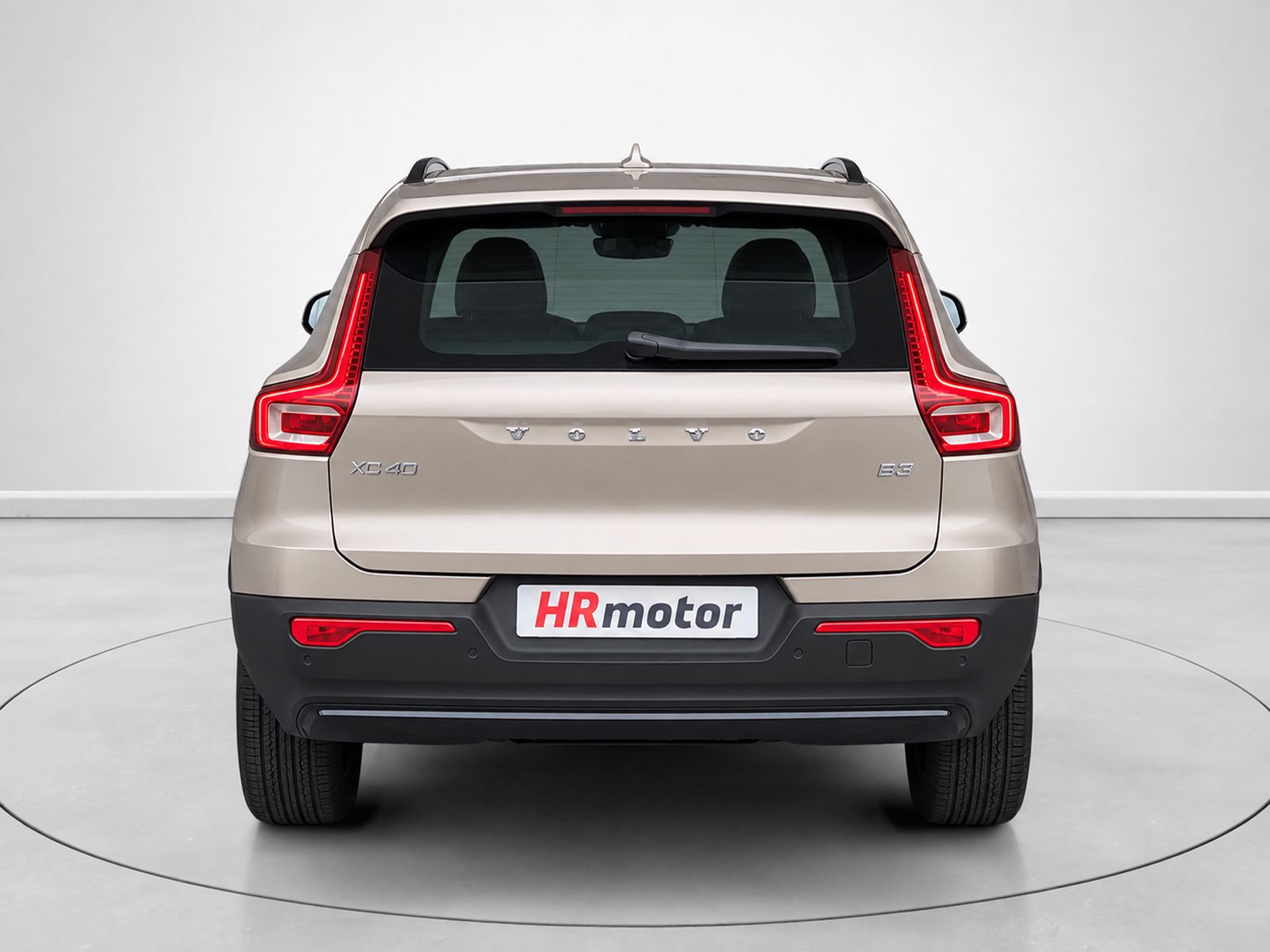 Volvo XC40 B3 Gasolina Mild hybrid Plus Dark - foto 4