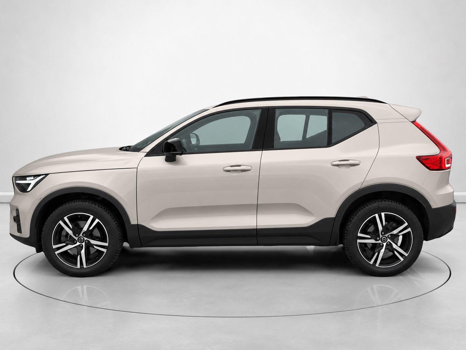 Volvo XC40 B3 Gasolina Mild hybrid Plus Dark - foto 6