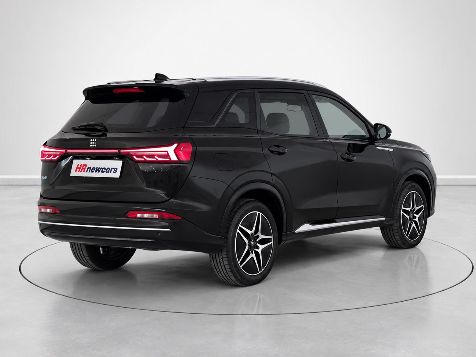 DFSK E5 1.5 PHEV Intelligent - foto 3