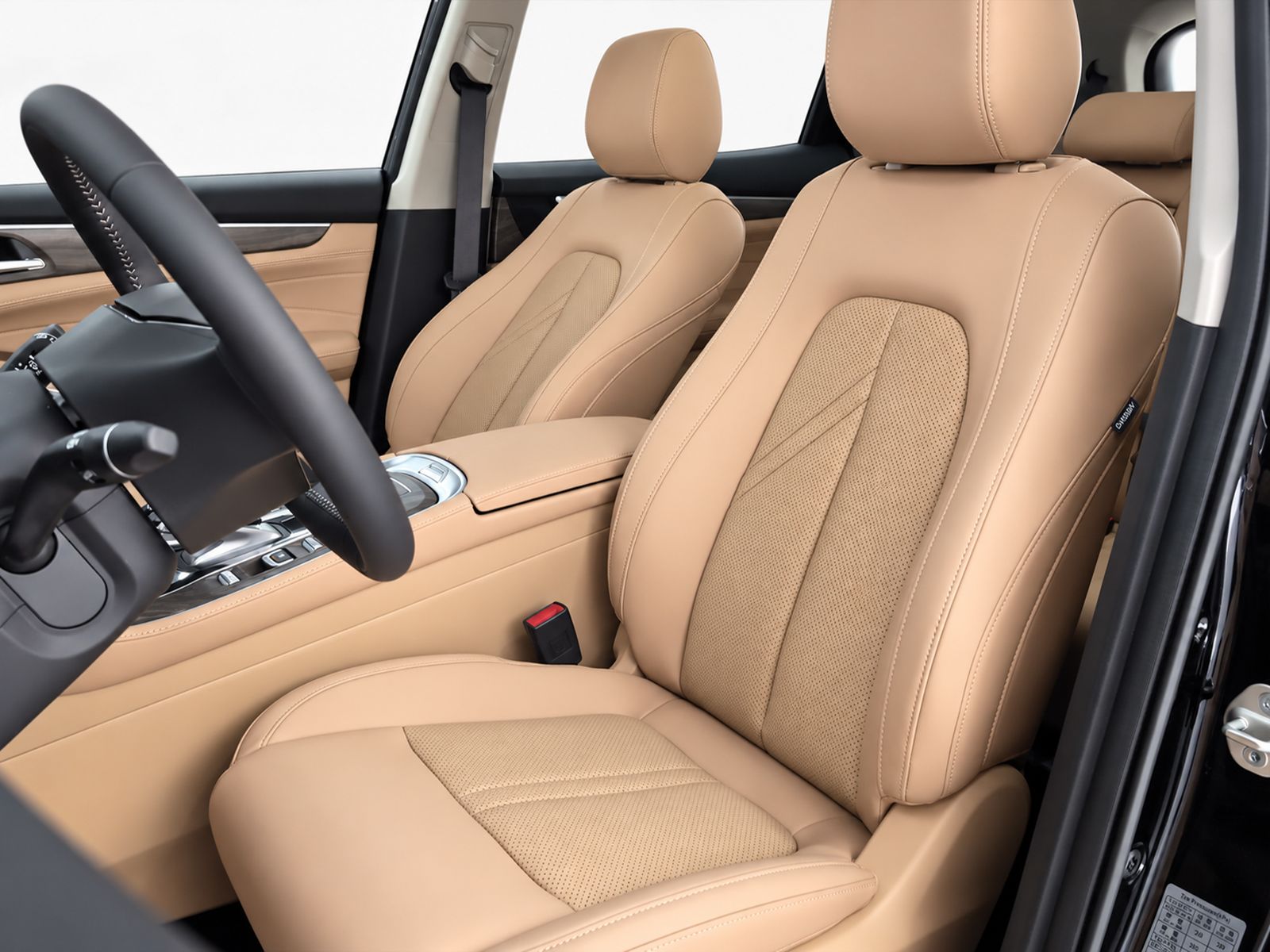 DFSK E5 1.5 PHEV Intelligent - foto 24