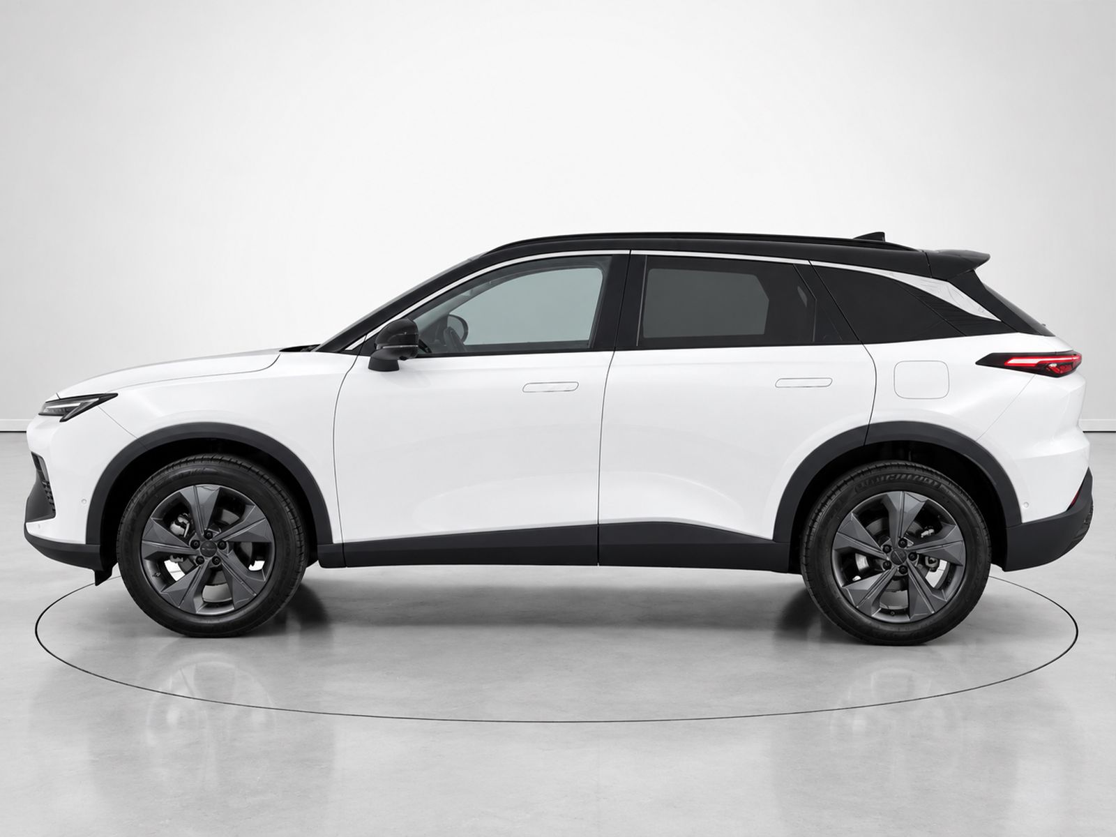 Baic X55 1.5 Turbo DCT - foto 6