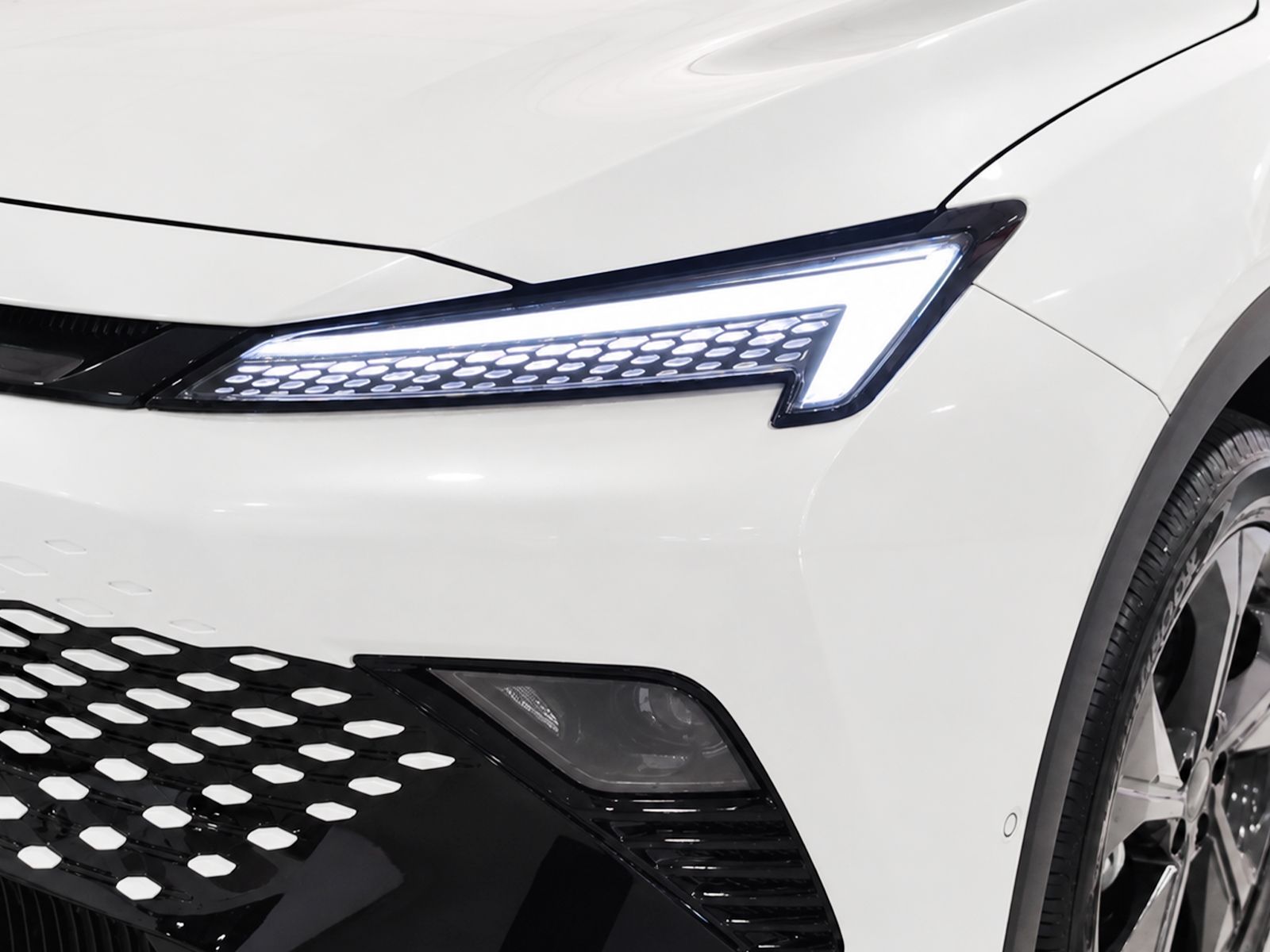 Baic X55 1.5 Turbo DCT - foto 24