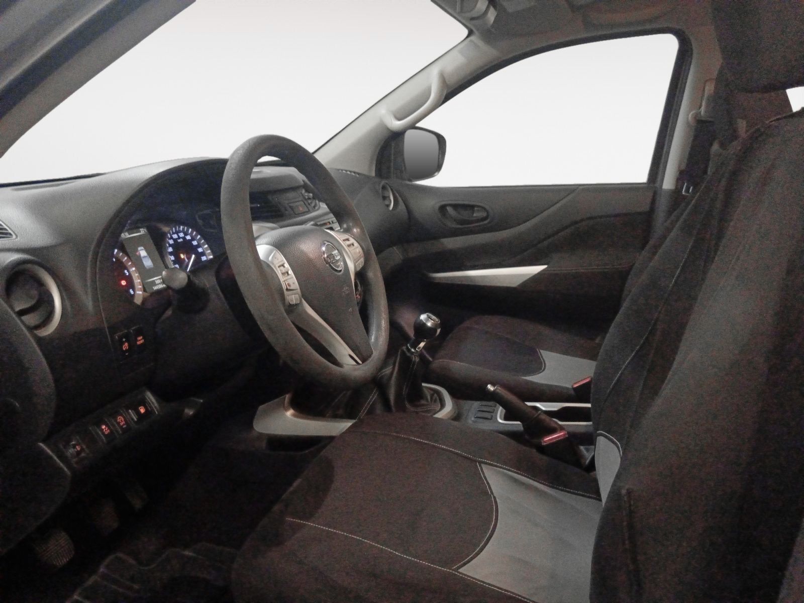 Nissan Navara PickUp 2.3 dCi Visia - foto 11