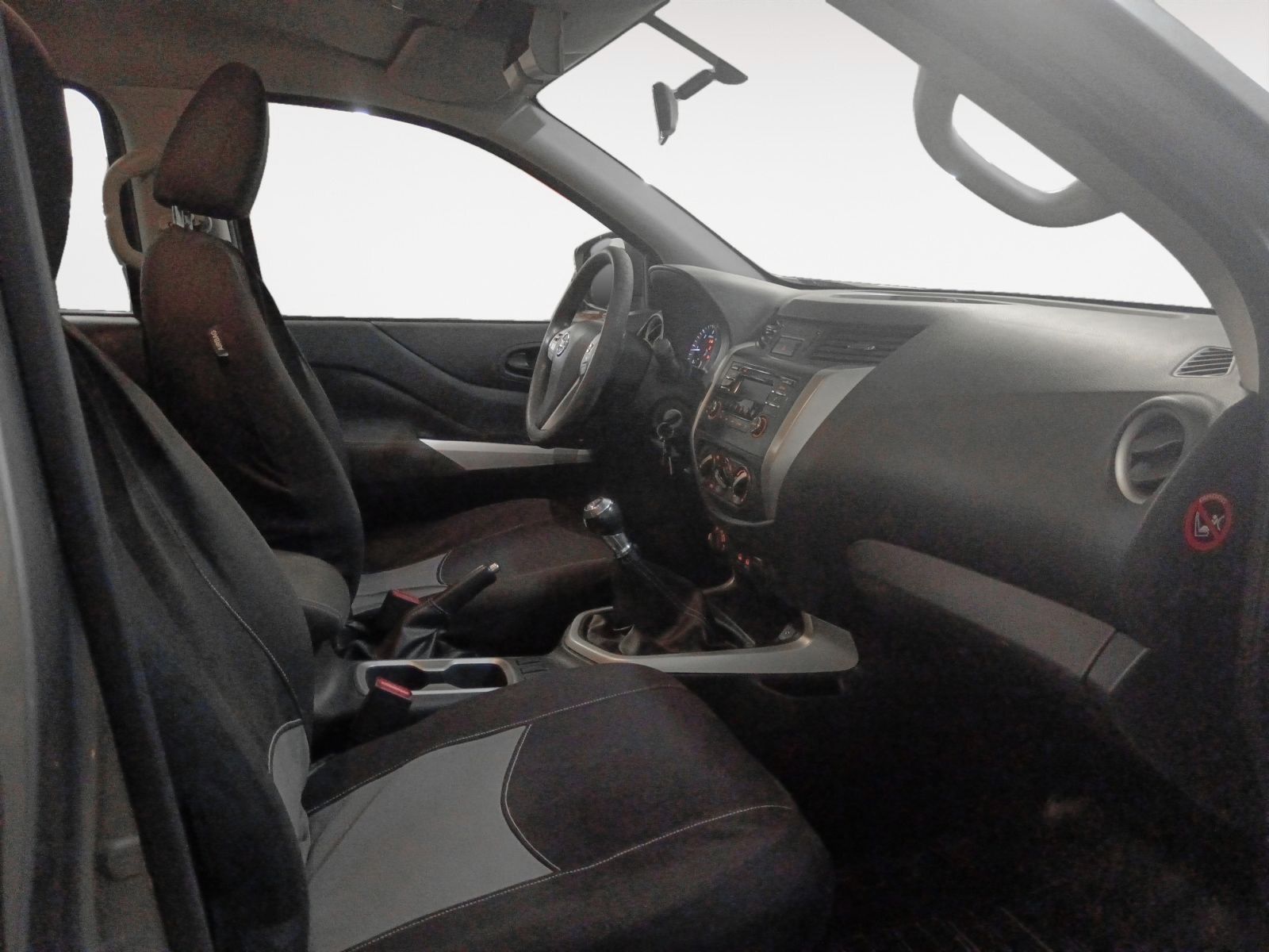 Nissan Navara PickUp 2.3 dCi Visia - foto 13