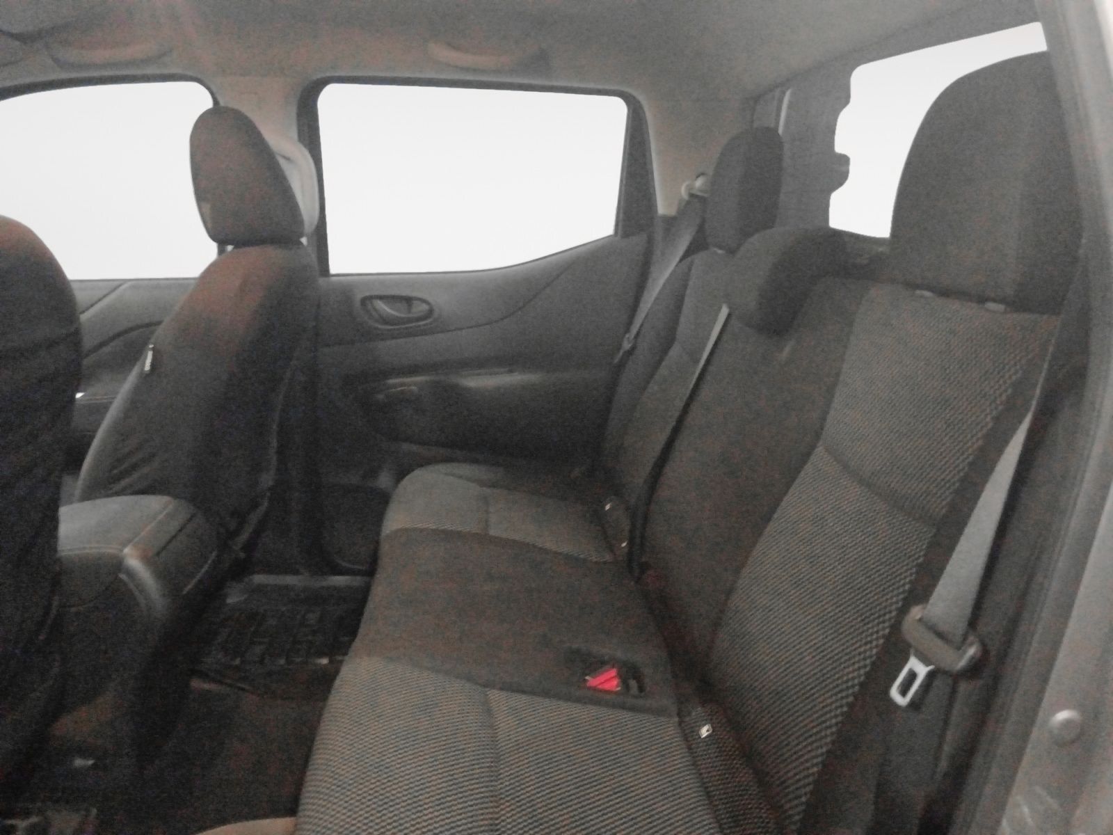 Nissan Navara PickUp 2.3 dCi Visia - foto 12