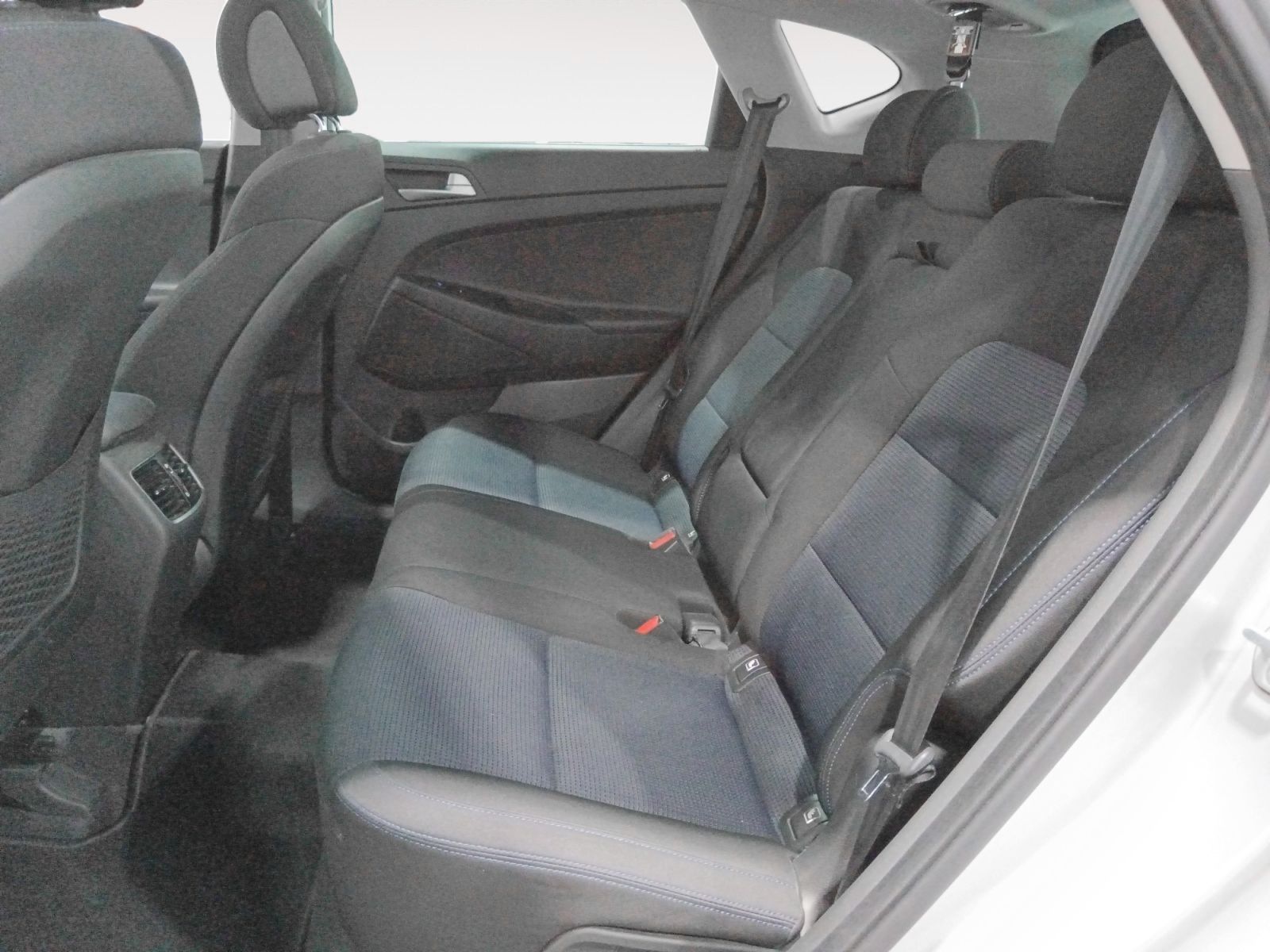 Hyundai Tucson 2.0 CRDi BlueDrive Tecno 4x2 - foto 12