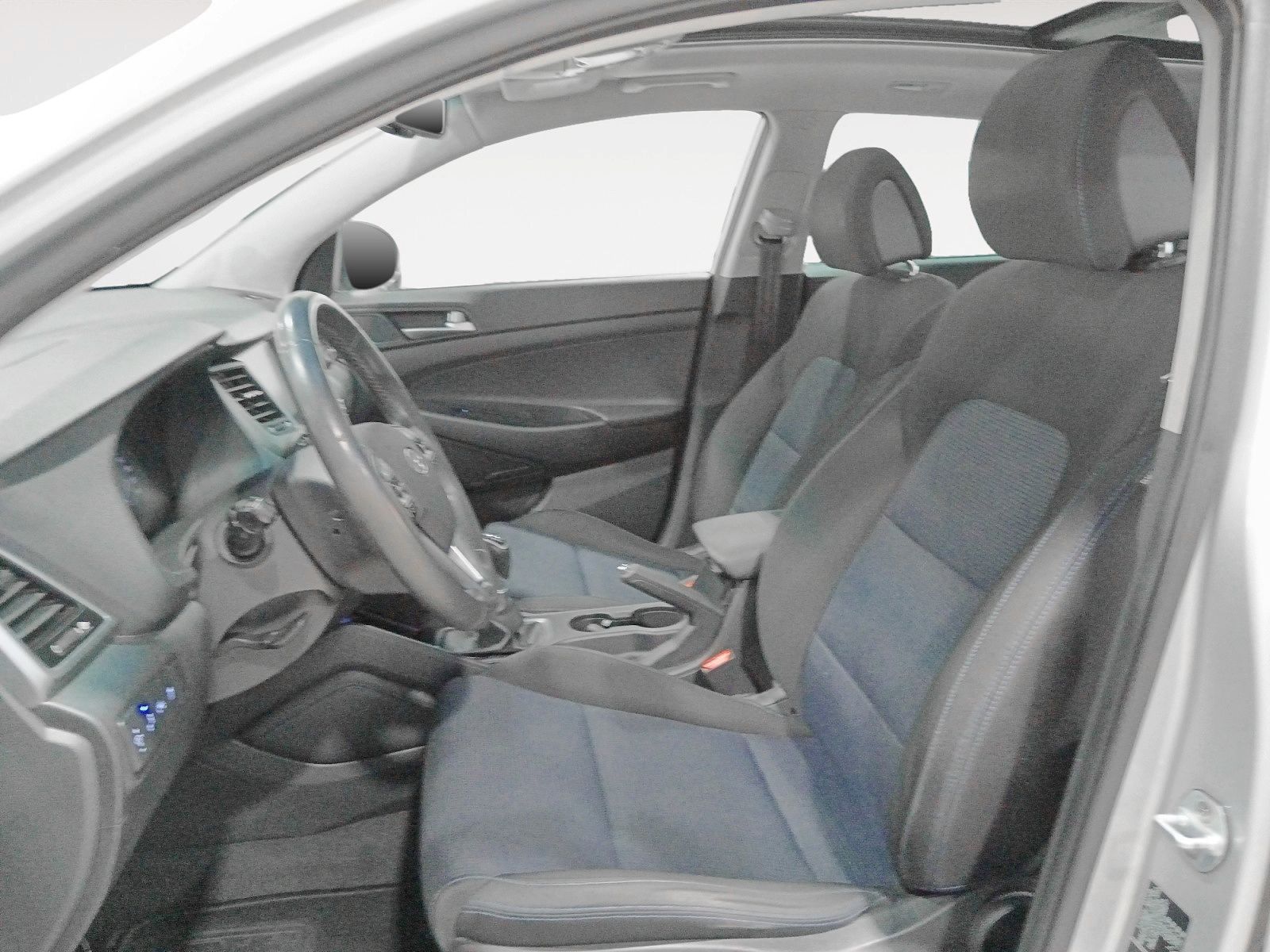 Hyundai Tucson 2.0 CRDi BlueDrive Tecno 4x2 - foto 11