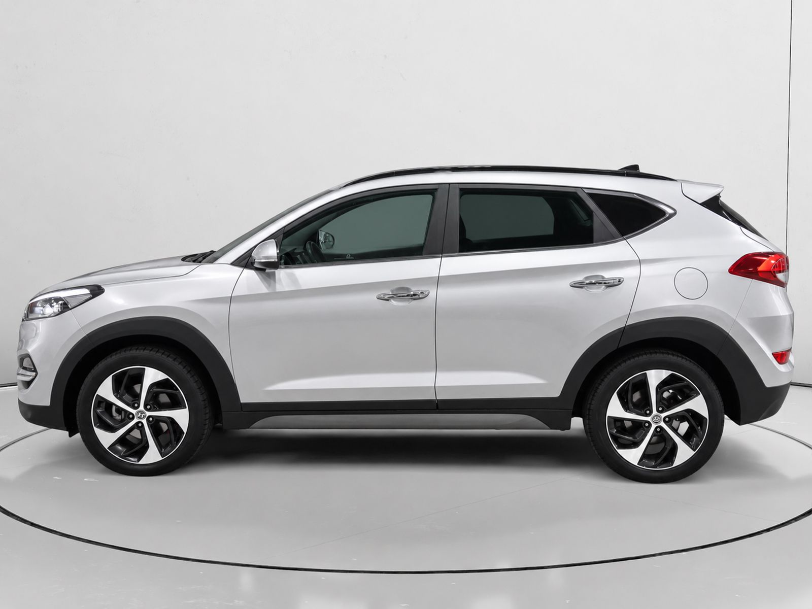 Hyundai Tucson 2.0 CRDi BlueDrive Tecno 4x2 - foto 6