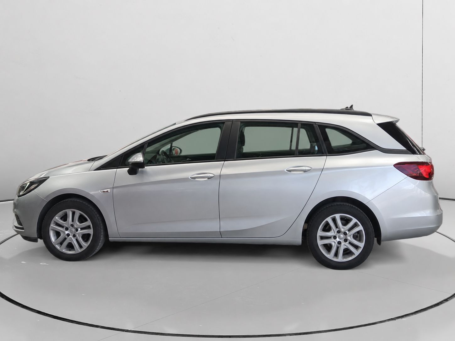 Opel Astra Sports Tourer 1.6 CDTI Business - foto 6