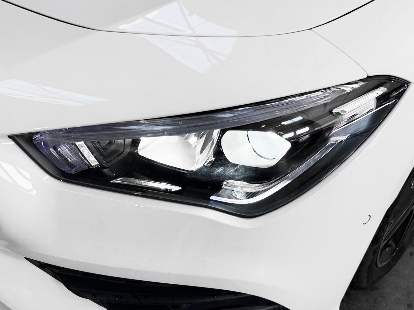 Mercedes-Benz CLA 200 d - foto 26