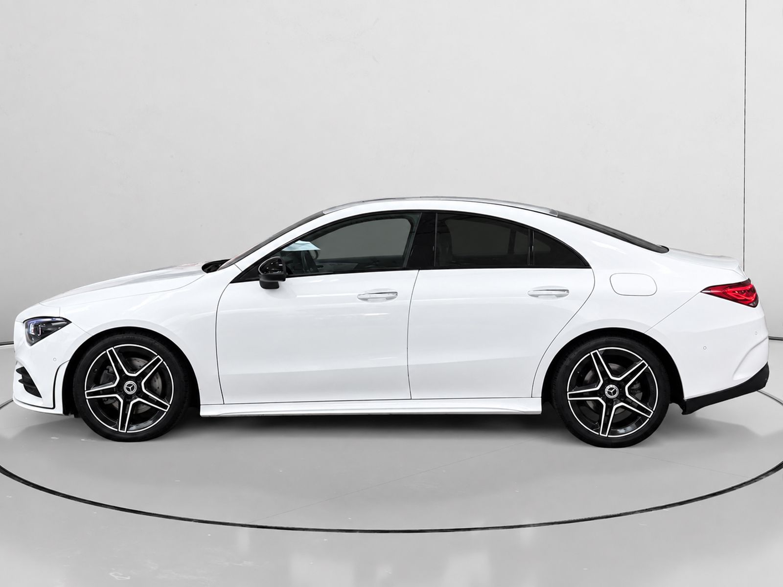 Mercedes-Benz CLA 200 d - foto 6