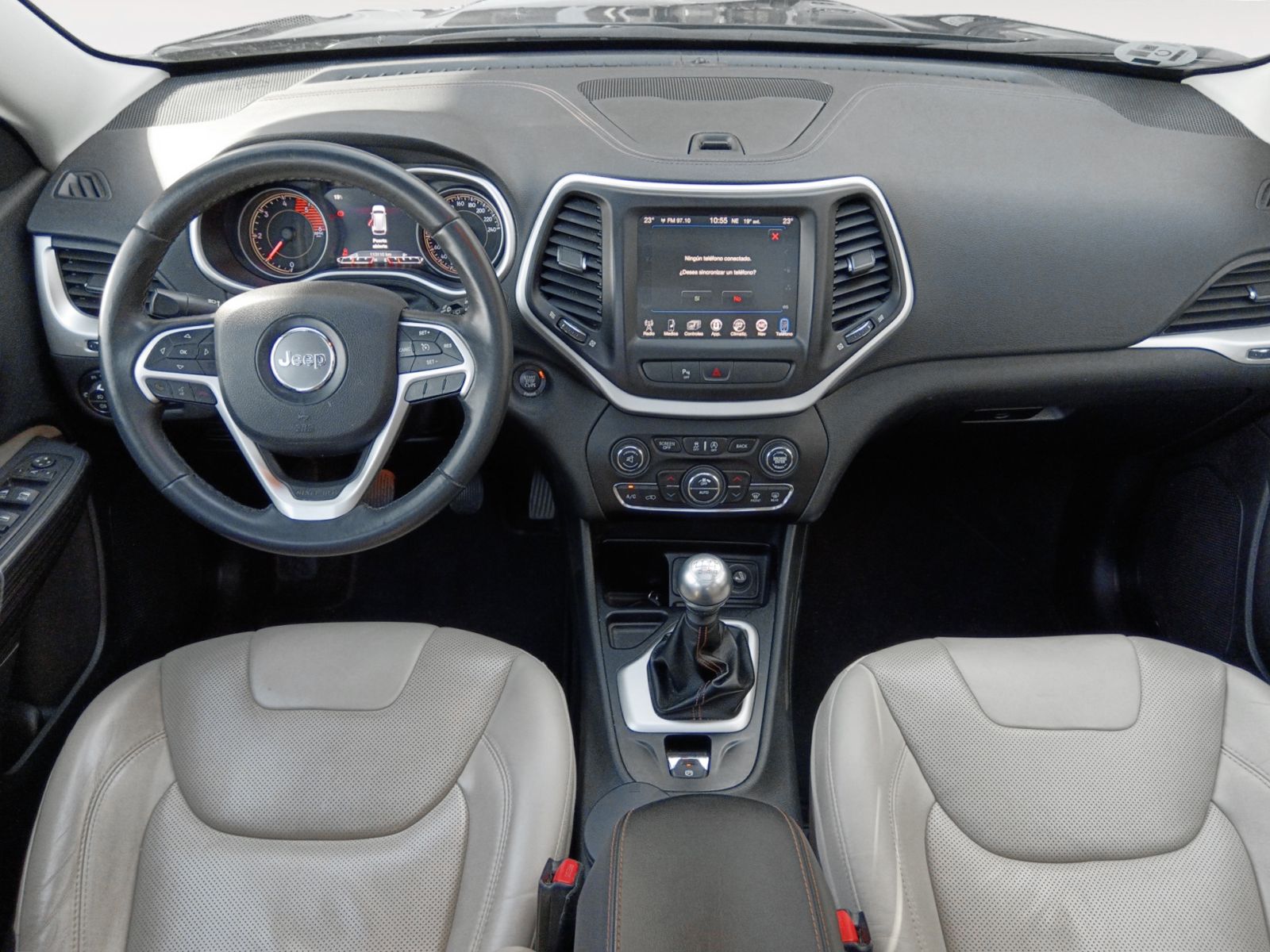 Jeep Cherokee 2.0 CRD Business Plus 4x2 - foto 9