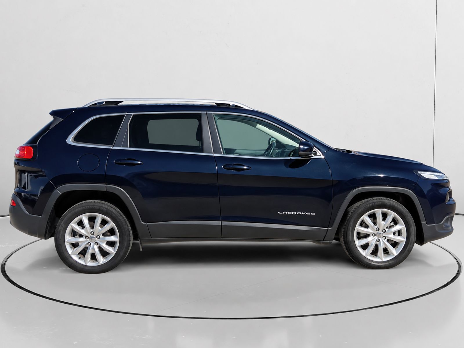 Jeep Cherokee 2.0 CRD Business Plus 4x2 - foto 2