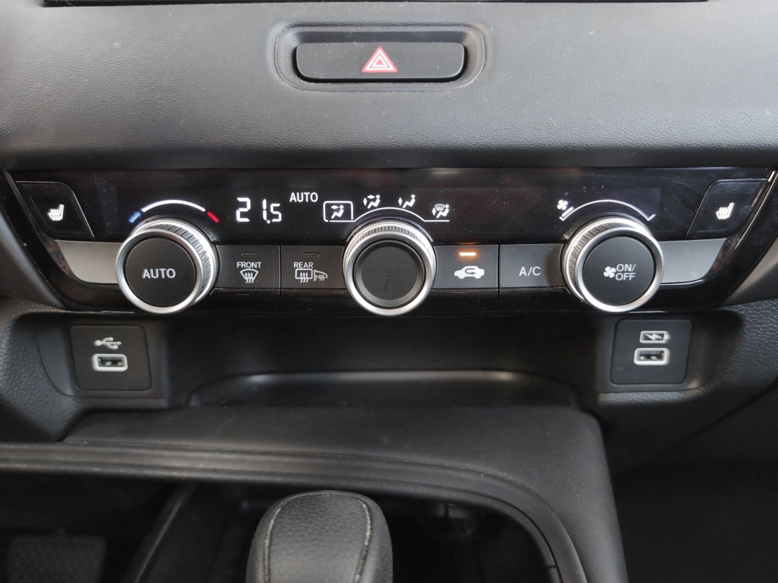 Honda HR-V 1.5 i-VTEC Executive CVT - foto 22