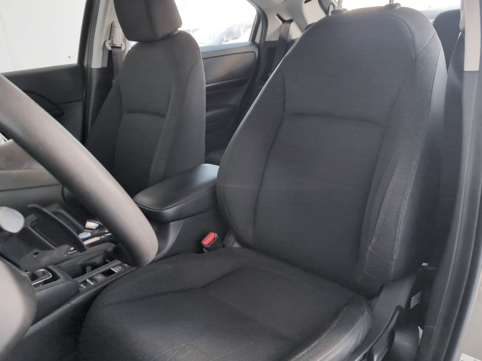 Honda HR-V 1.5 i-VTEC Executive CVT - foto 23