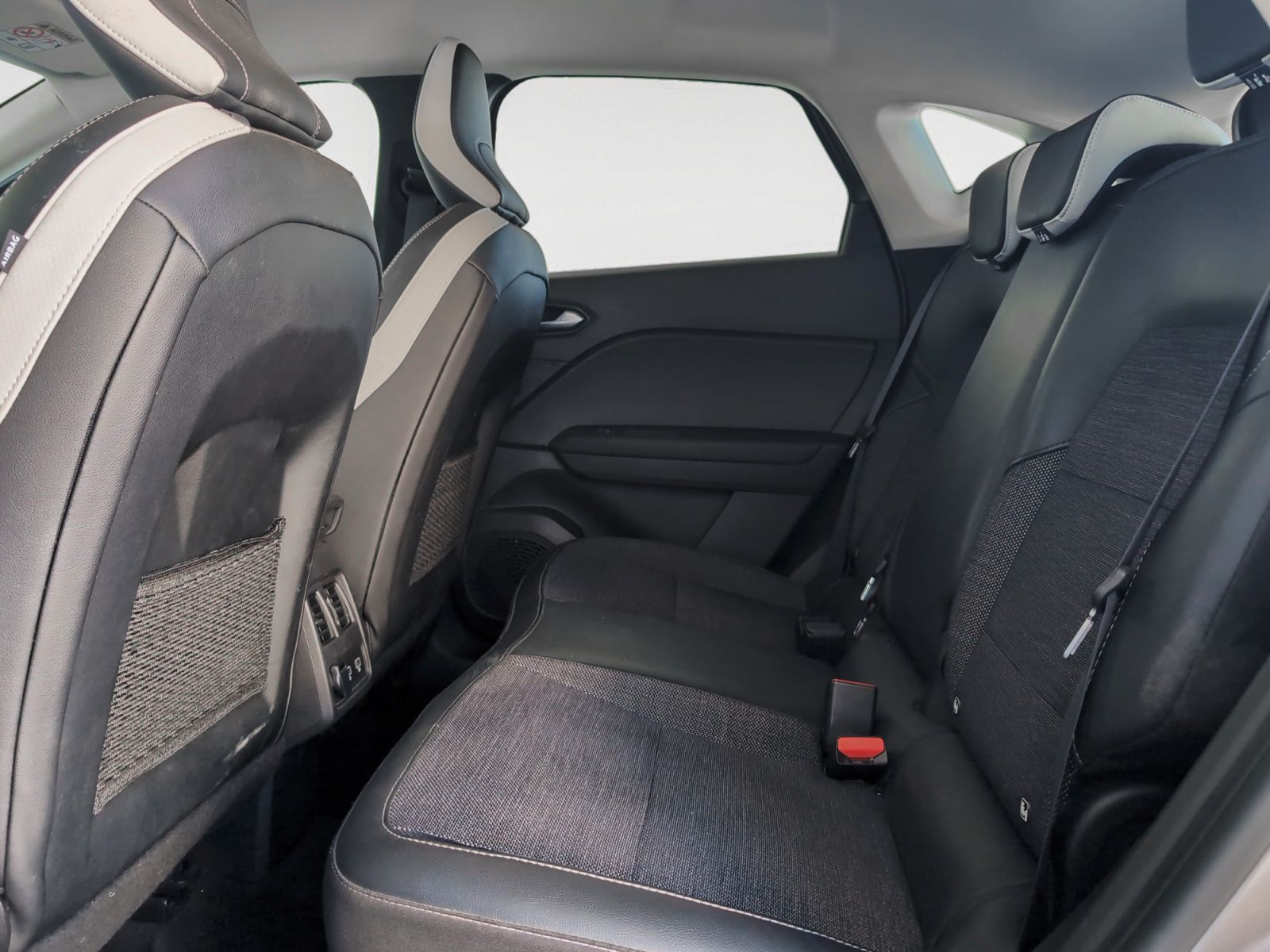 Renault Captur Techno E-Tech Híbrido - foto 12