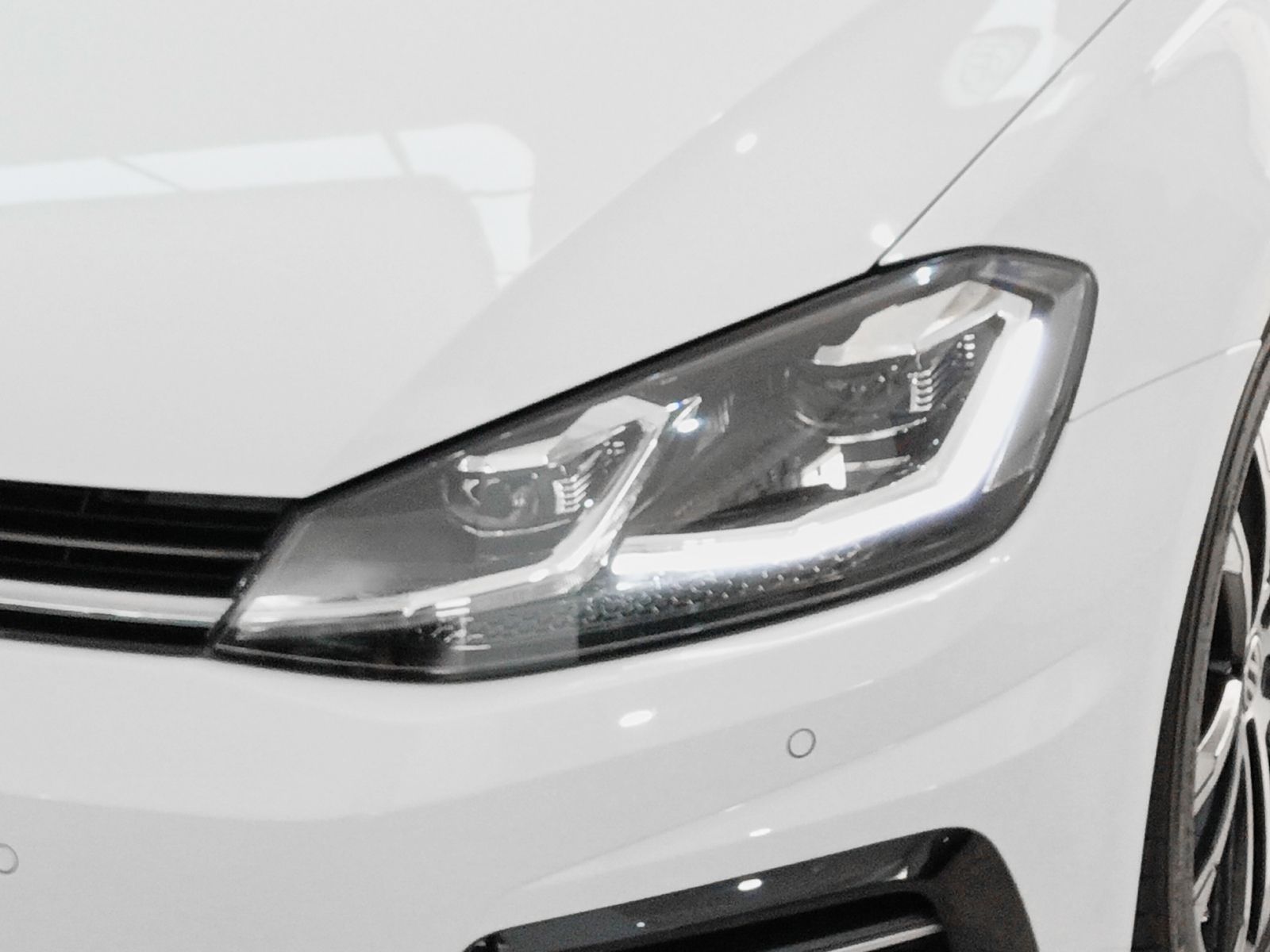 Volkswagen Golf Sport R-Line 1.5 TSI DSG - foto 24