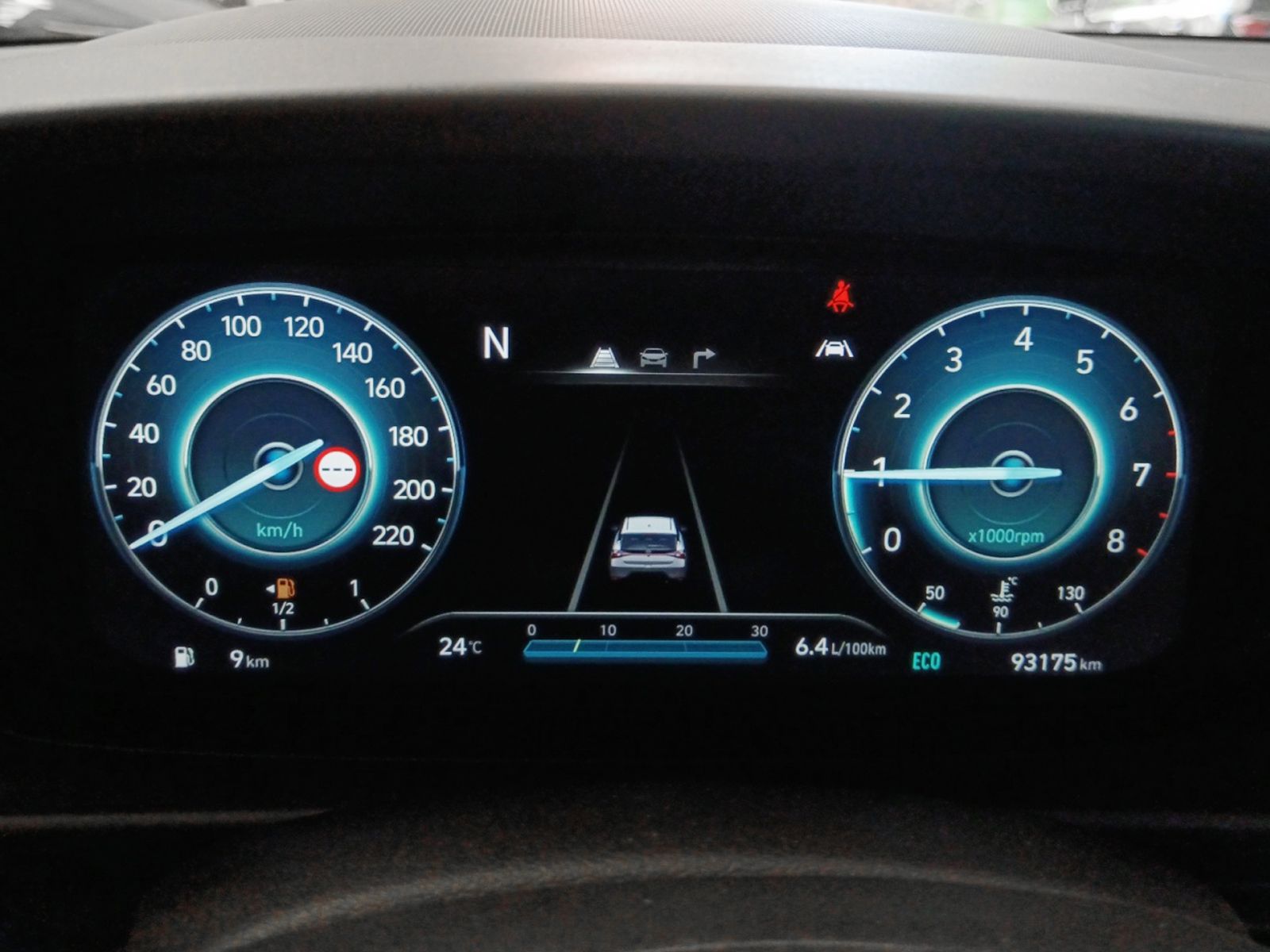 Hyundai Bayon 1.0 T-GDi 48V Essence - foto 16