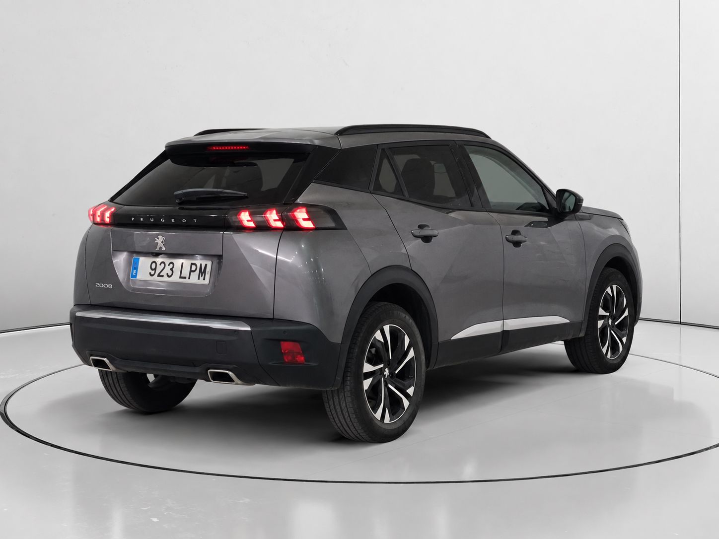 Peugeot 2008 PureTech 130 Allure EAT8 - foto 3