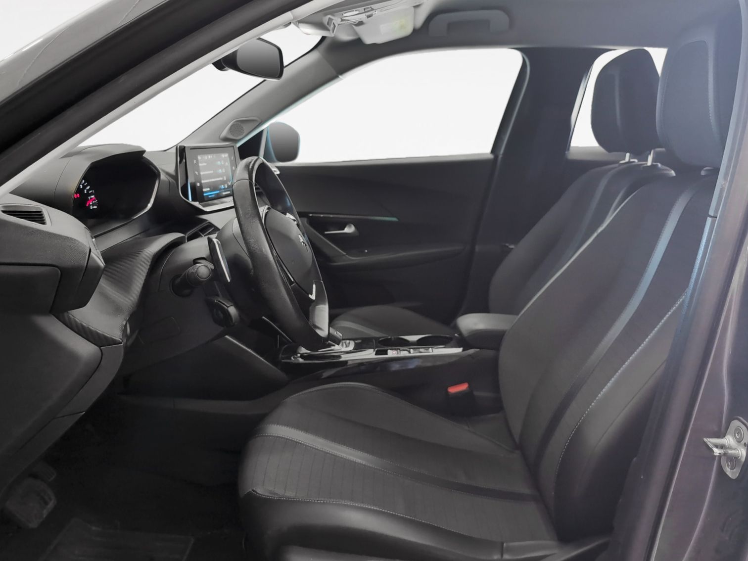 Peugeot 2008 PureTech 130 Allure EAT8 - foto 11