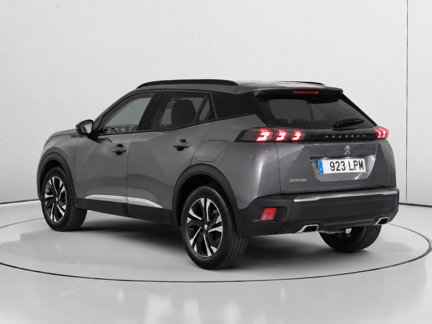 Peugeot 2008 PureTech 130 Allure EAT8 - foto 5