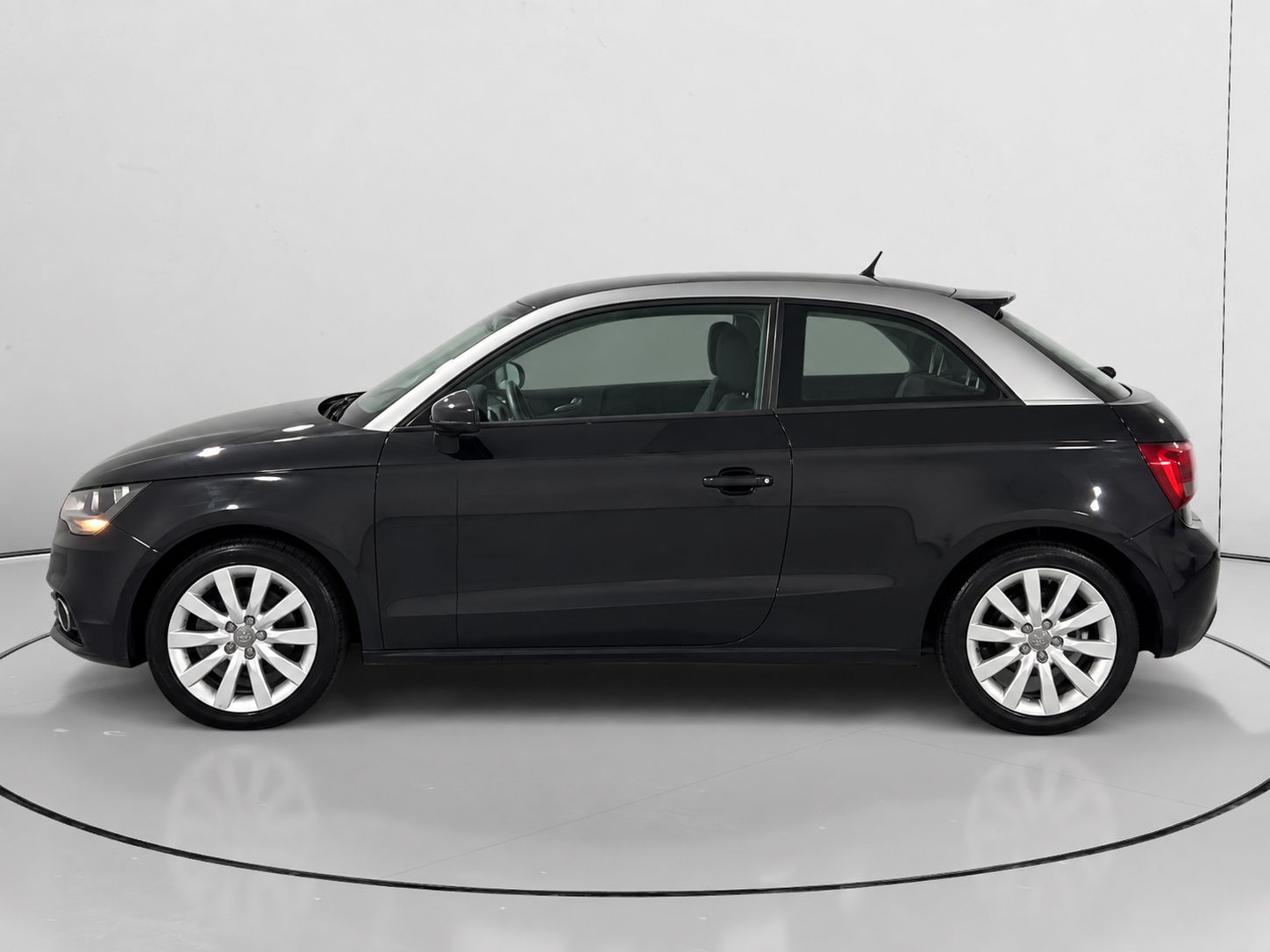 Audi A1 Attraction 1.6 TDI - foto 6