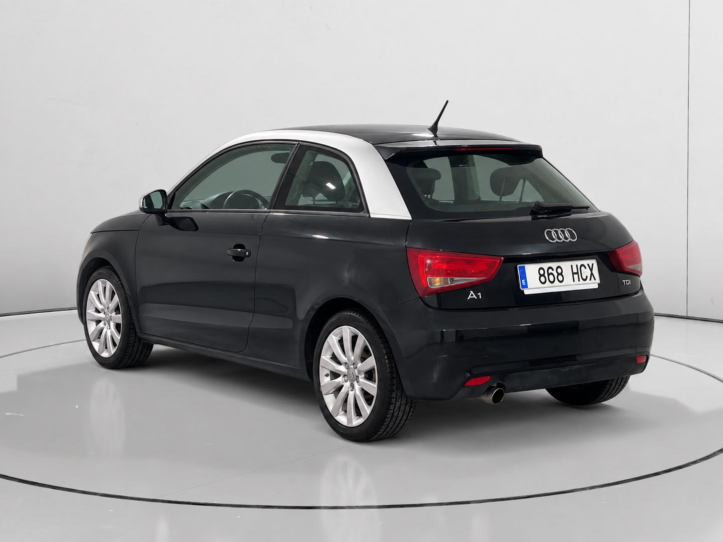 Audi A1 Attraction 1.6 TDI - foto 5
