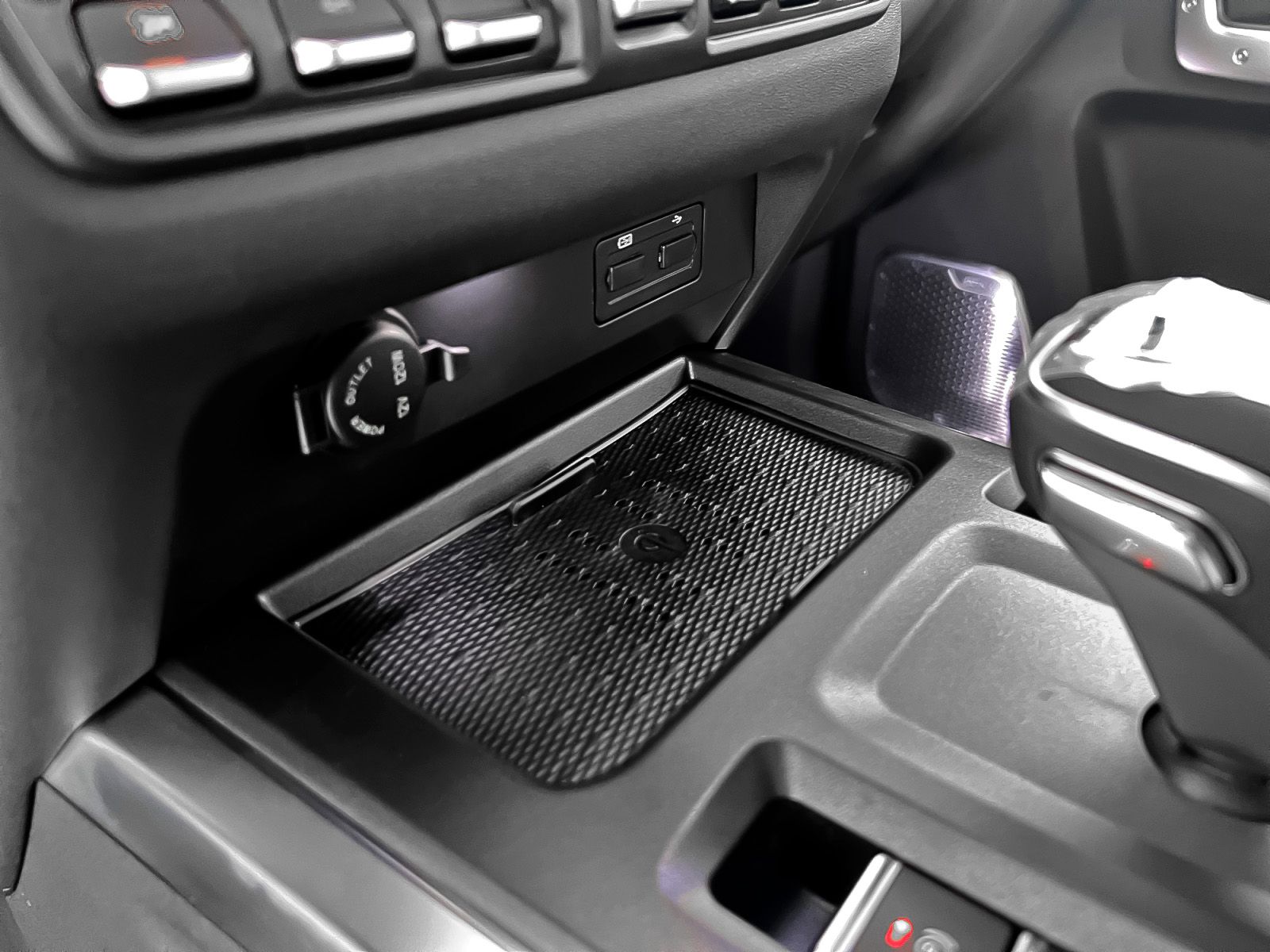Yooudooo 6 2.0 GDI Navigator 4WD - foto 24