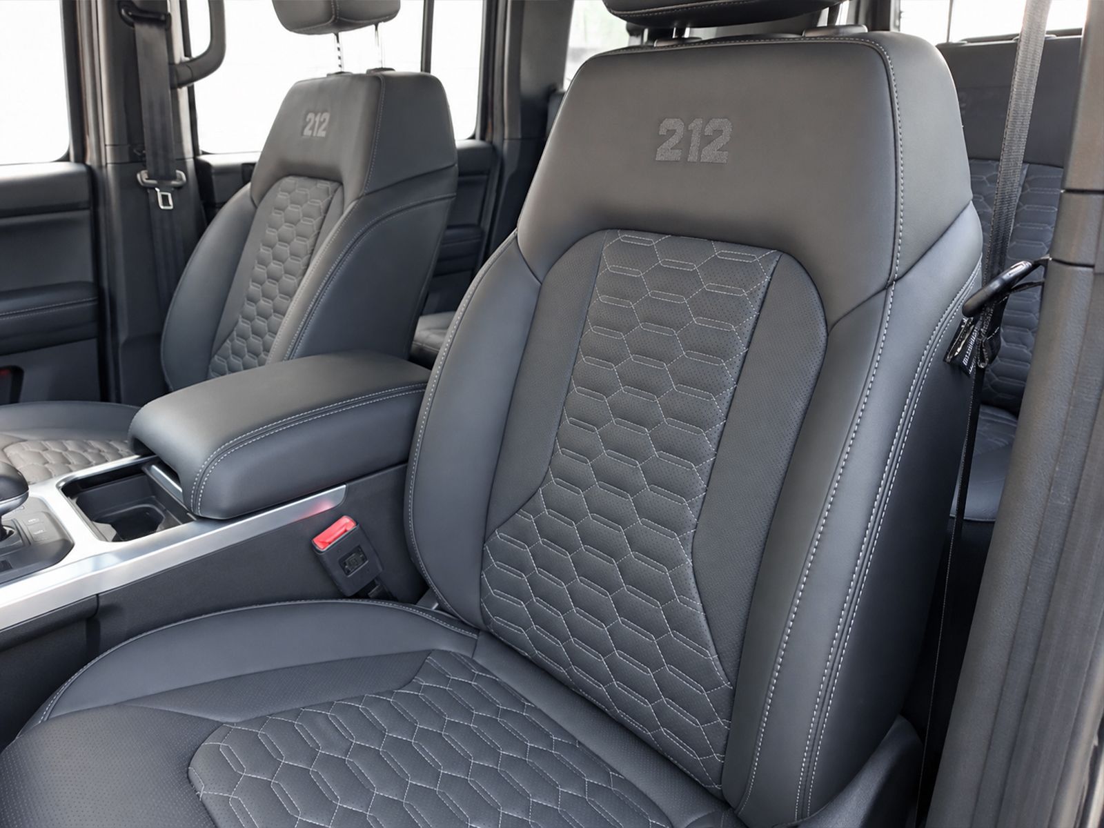 Yooudooo 6 2.0 GDI Navigator 4WD - foto 24