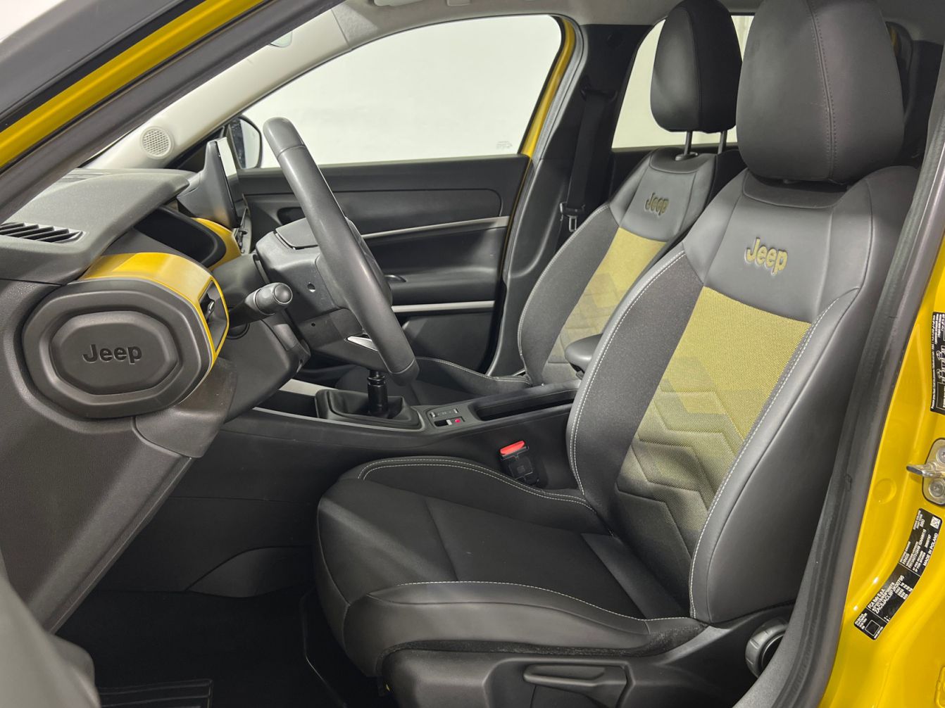 Jeep Avenger 1.2 G Summit - foto 21