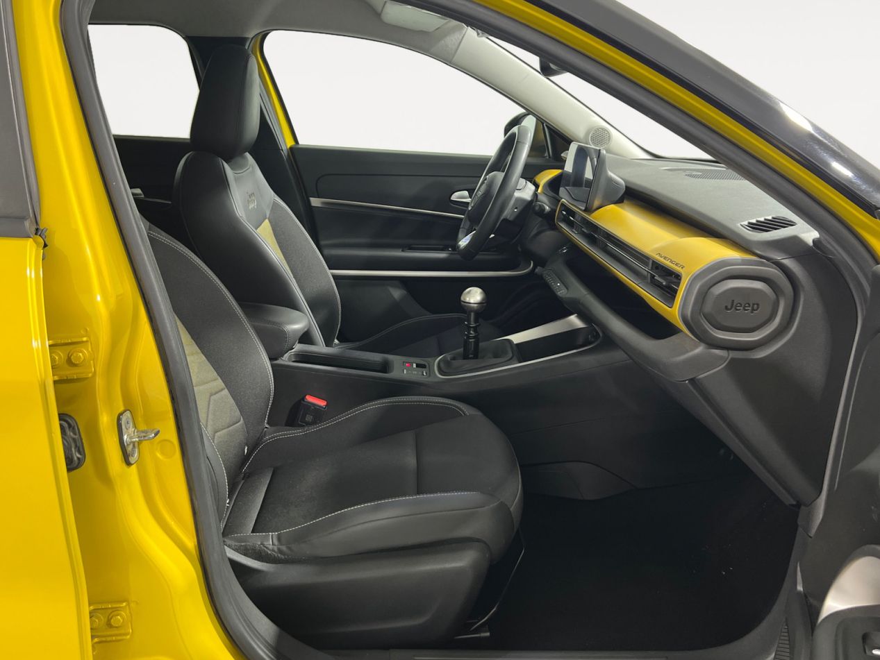 Jeep Avenger 1.2 G Summit - foto 12