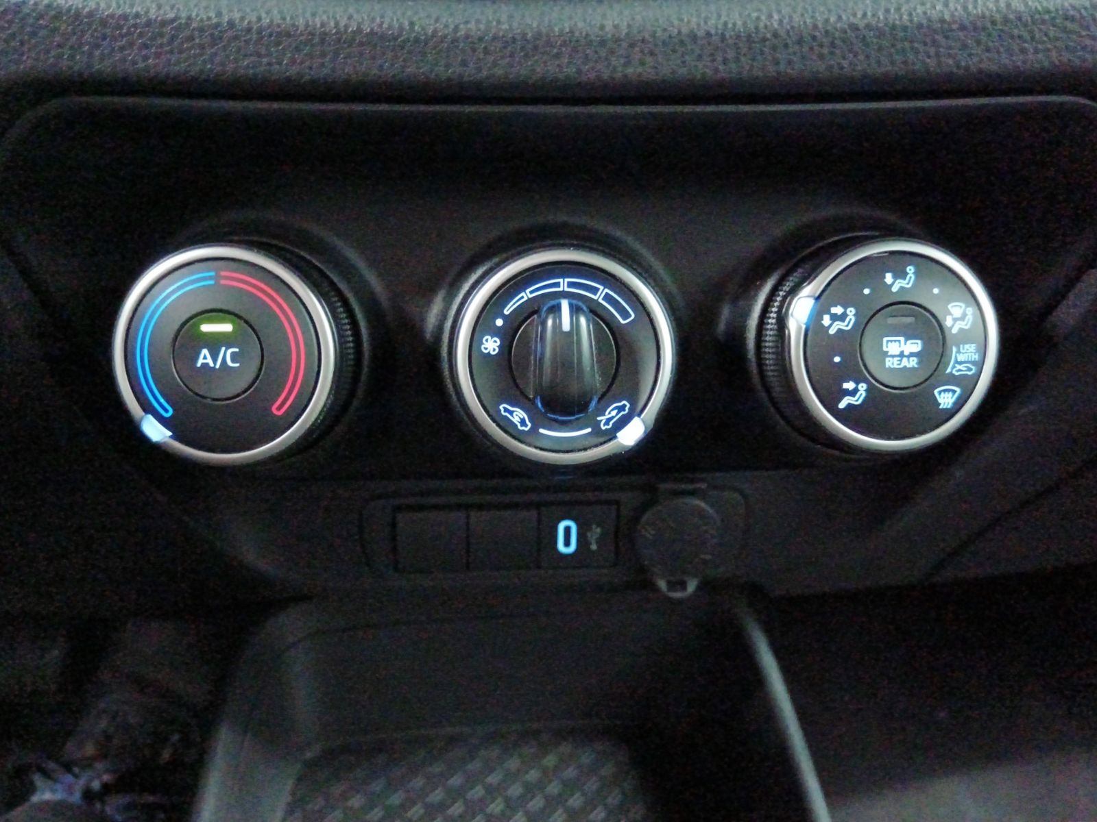 Toyota Aygo X 1.0 VVT-I Play - foto 19