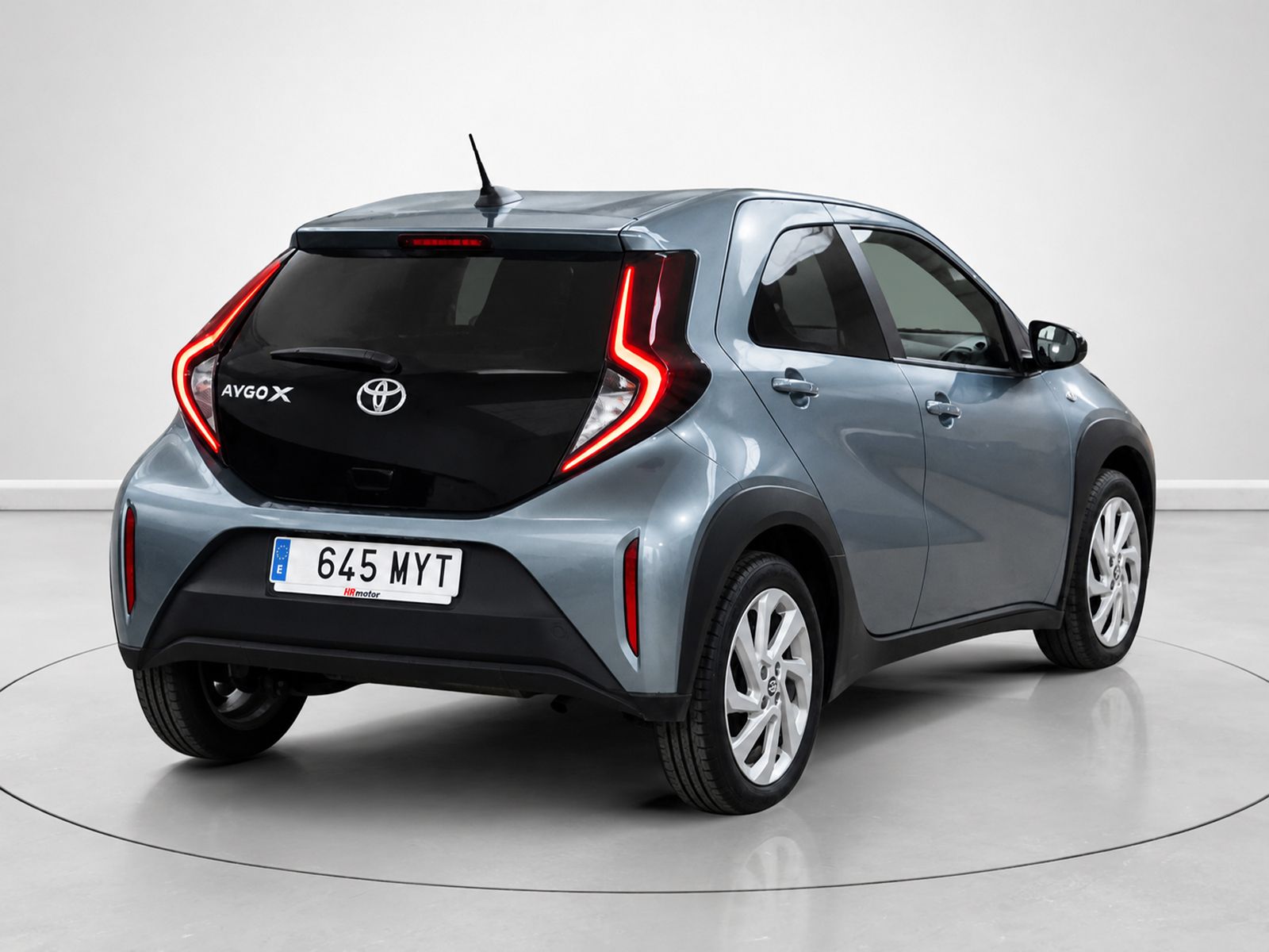 Toyota Aygo X 1.0 VVT-I Play - foto 3